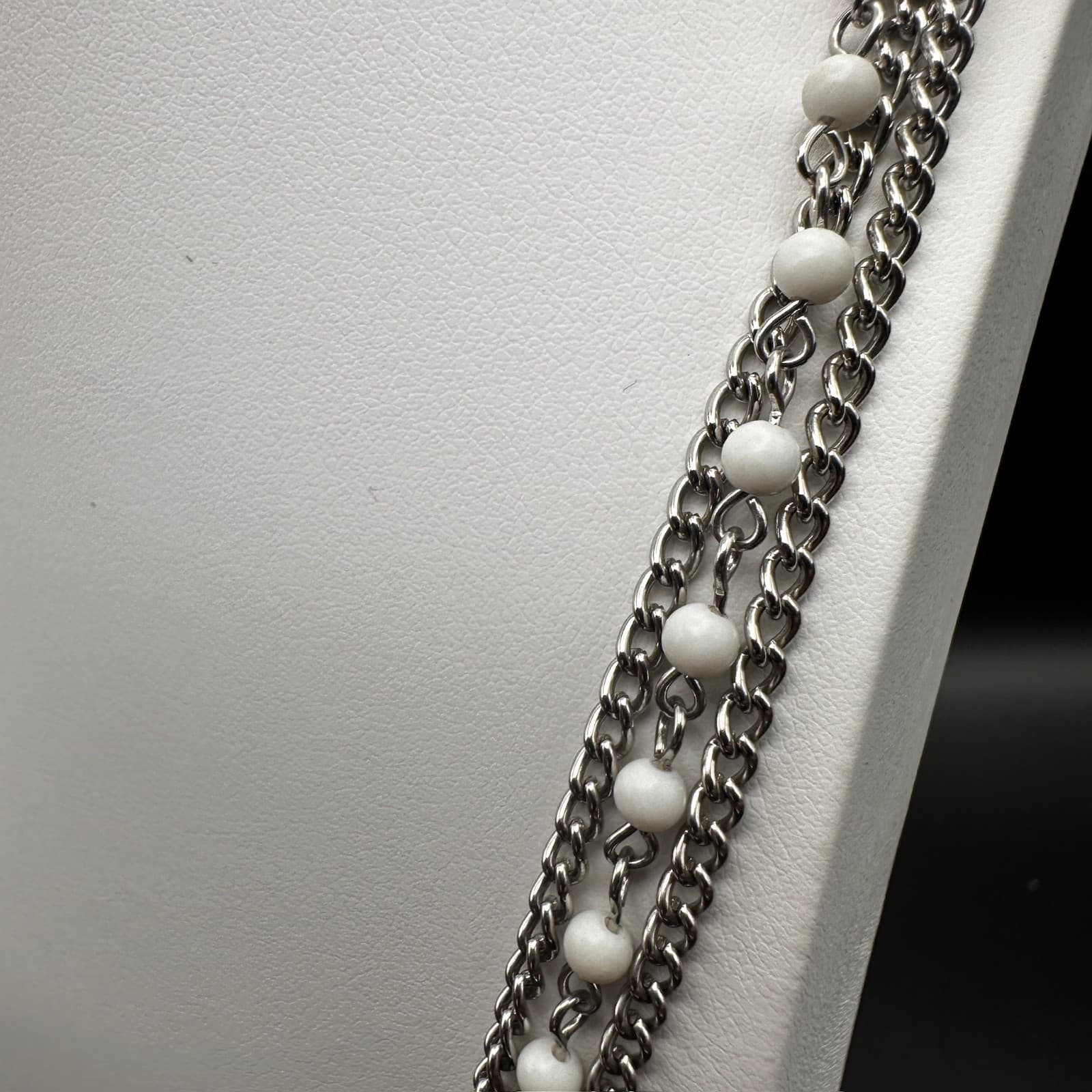 Vintage 90s White Bead Multi Strand Silver Tone Chain Necklace Layered Jewelry - Thumbnail 7