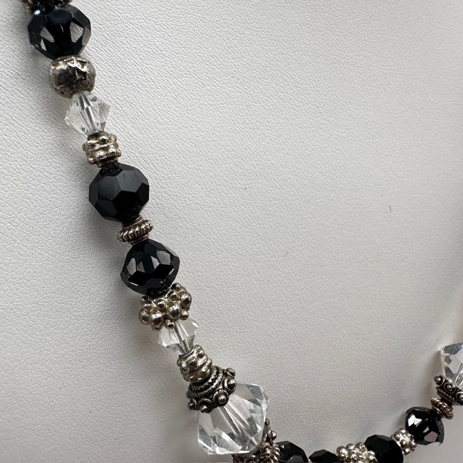 Black & Clear Crystal Beaded Necklace Silver Tone Vintage Y2K Gothic Chic - Thumbnail 4