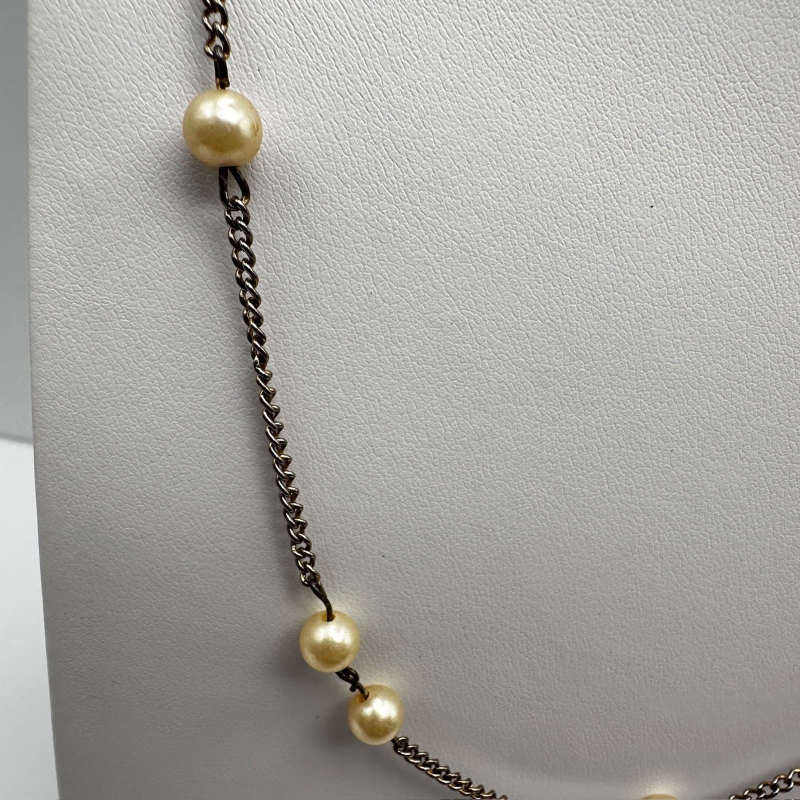 Vintage 80s Gold Tone Faux Pearl Station Tin Cup Necklace Women's Jewelry - Thumbnail 3