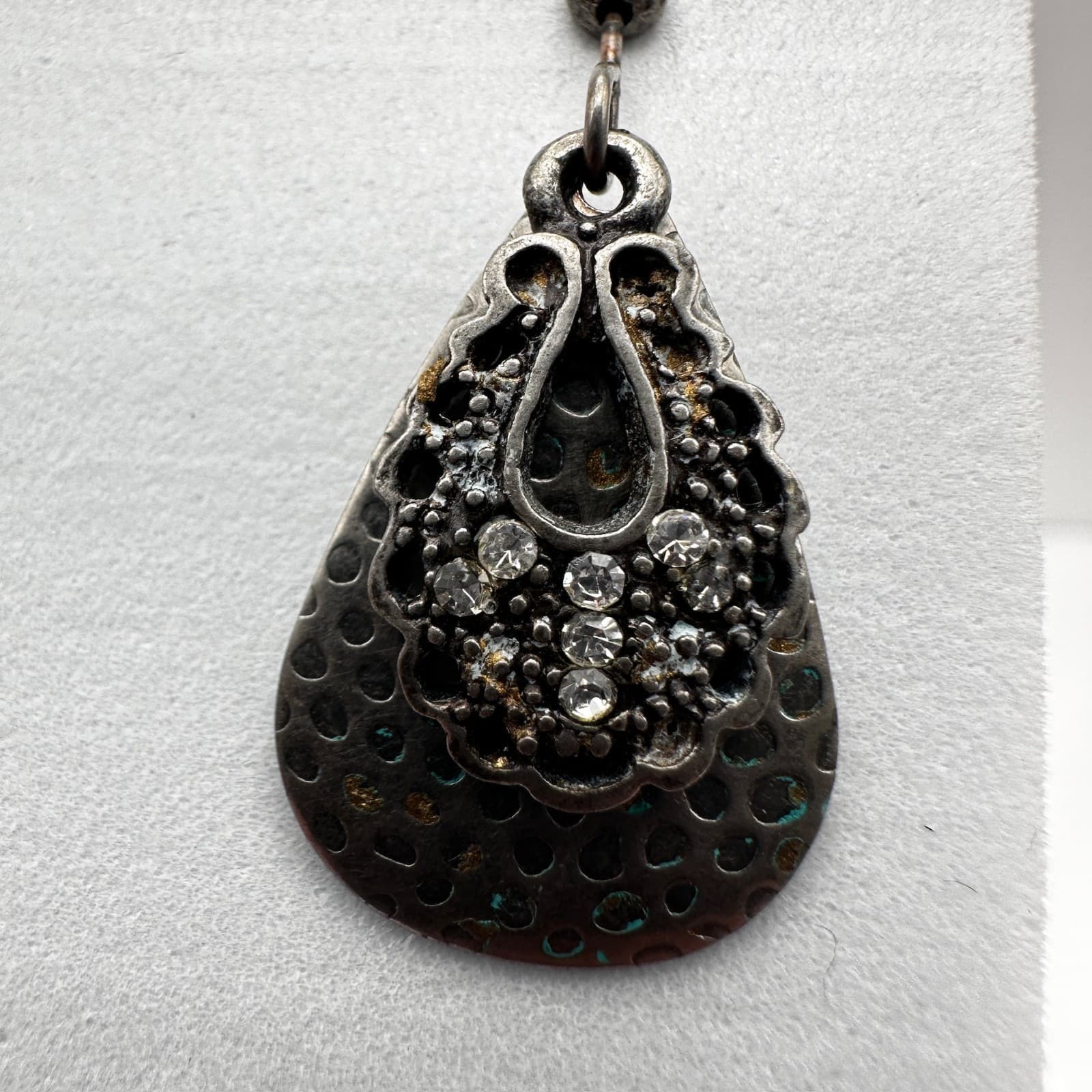 Vintage 90s Silver Tone Hammered Teardrop Earrings Rhinestone Dangle Women's - Thumbnail 2