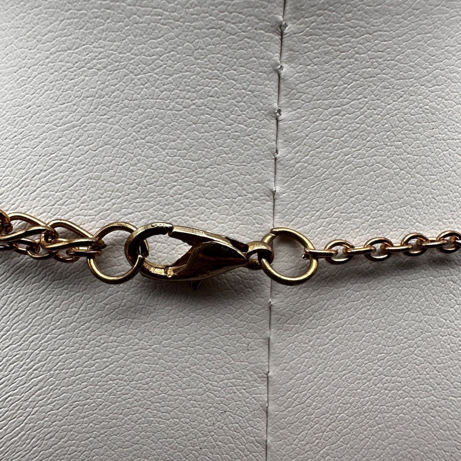 Vintage 90s Owl Pendant Necklace Gold Tone Beaded Tassel Boho Jewelry - Thumbnail 9