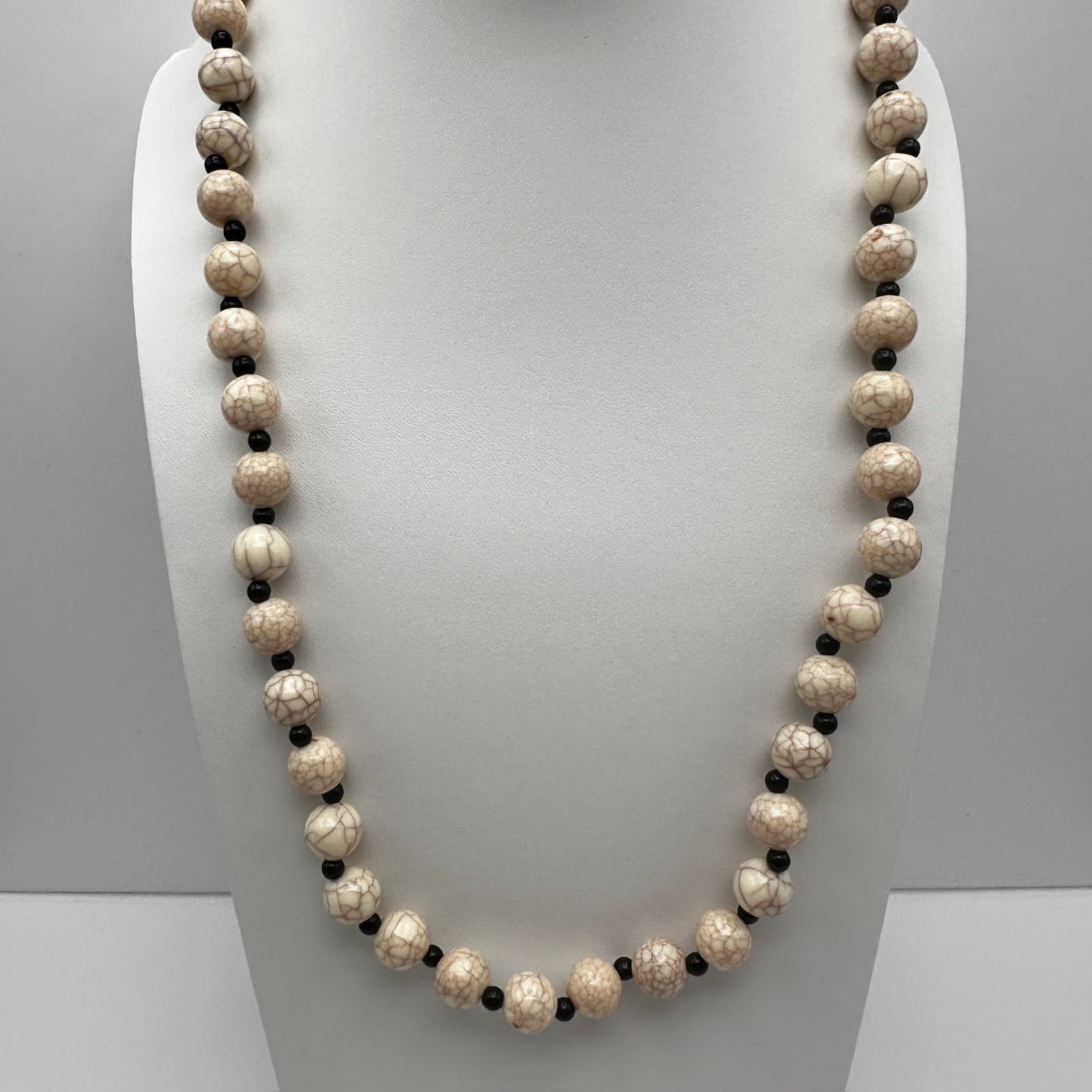 Vintage 90s Boho Necklace Faux Howlite Cream & Black Marble Beads Statement - Image 1