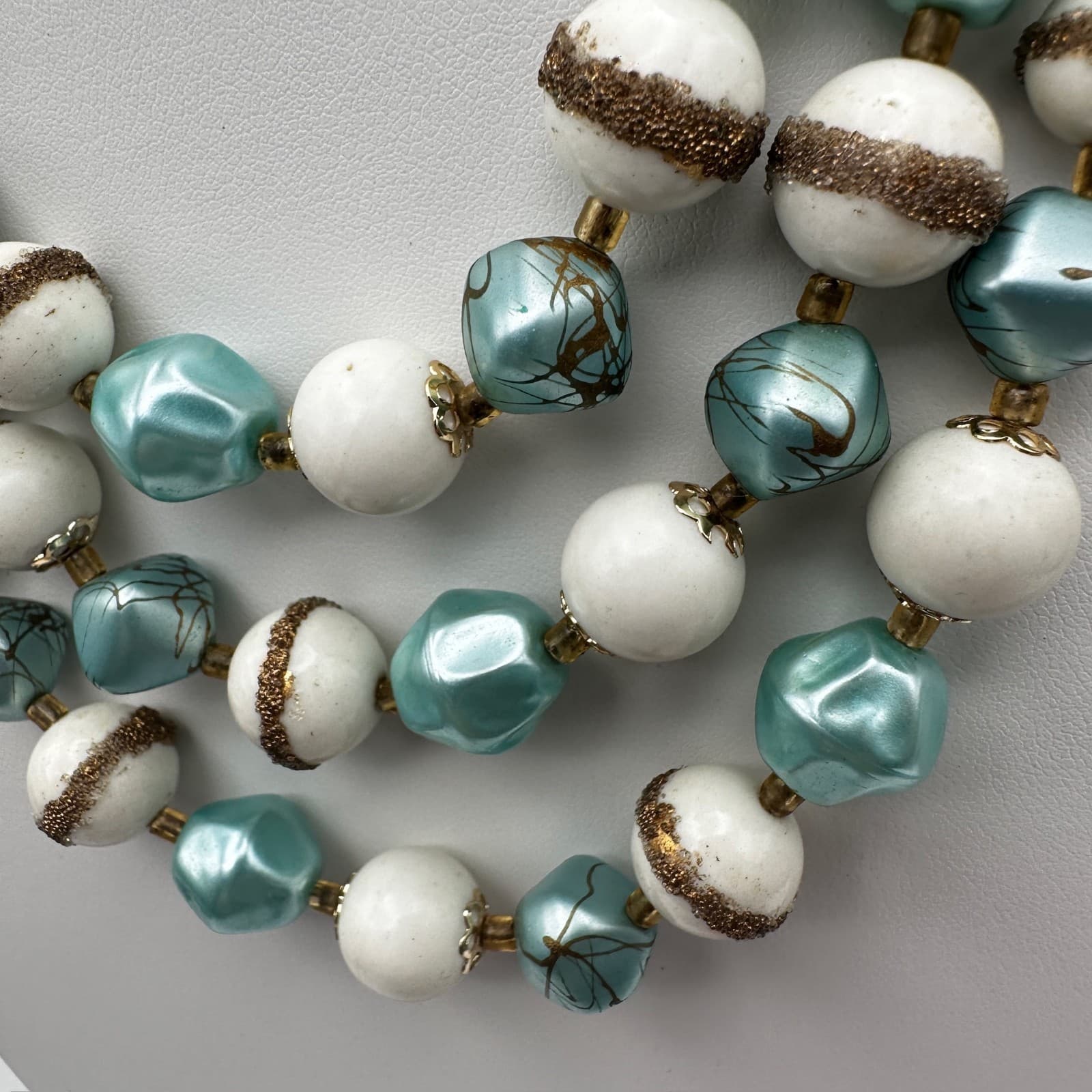 Vintage 80s Multi-Strand Blue & White Bead Necklace Boho Fashion Women's Jewelry - Thumbnail 8