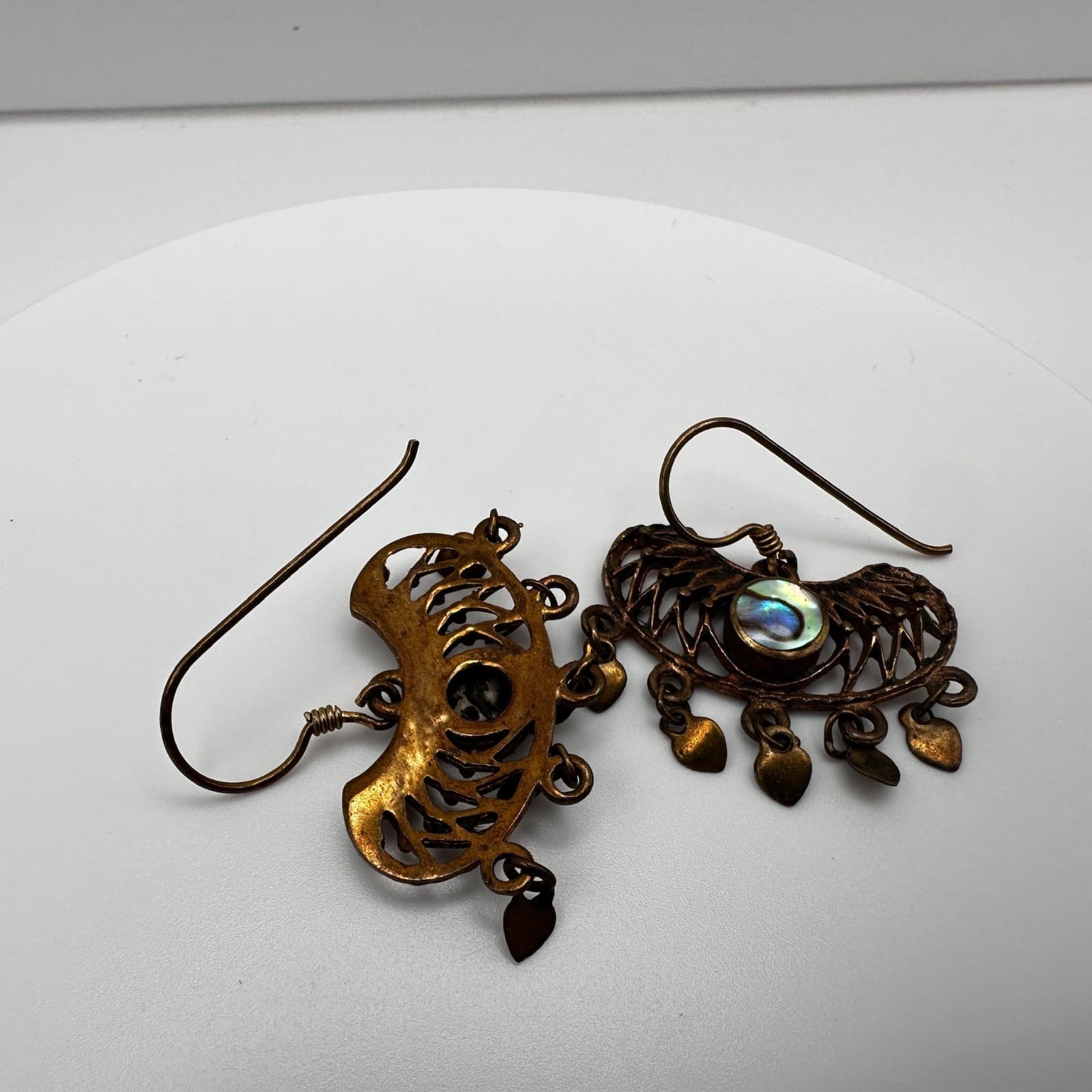 Vintage 80s 90s Brass Abalone Shell Dangle Earrings Filigree Heart Boho Fashion - Thumbnail 8