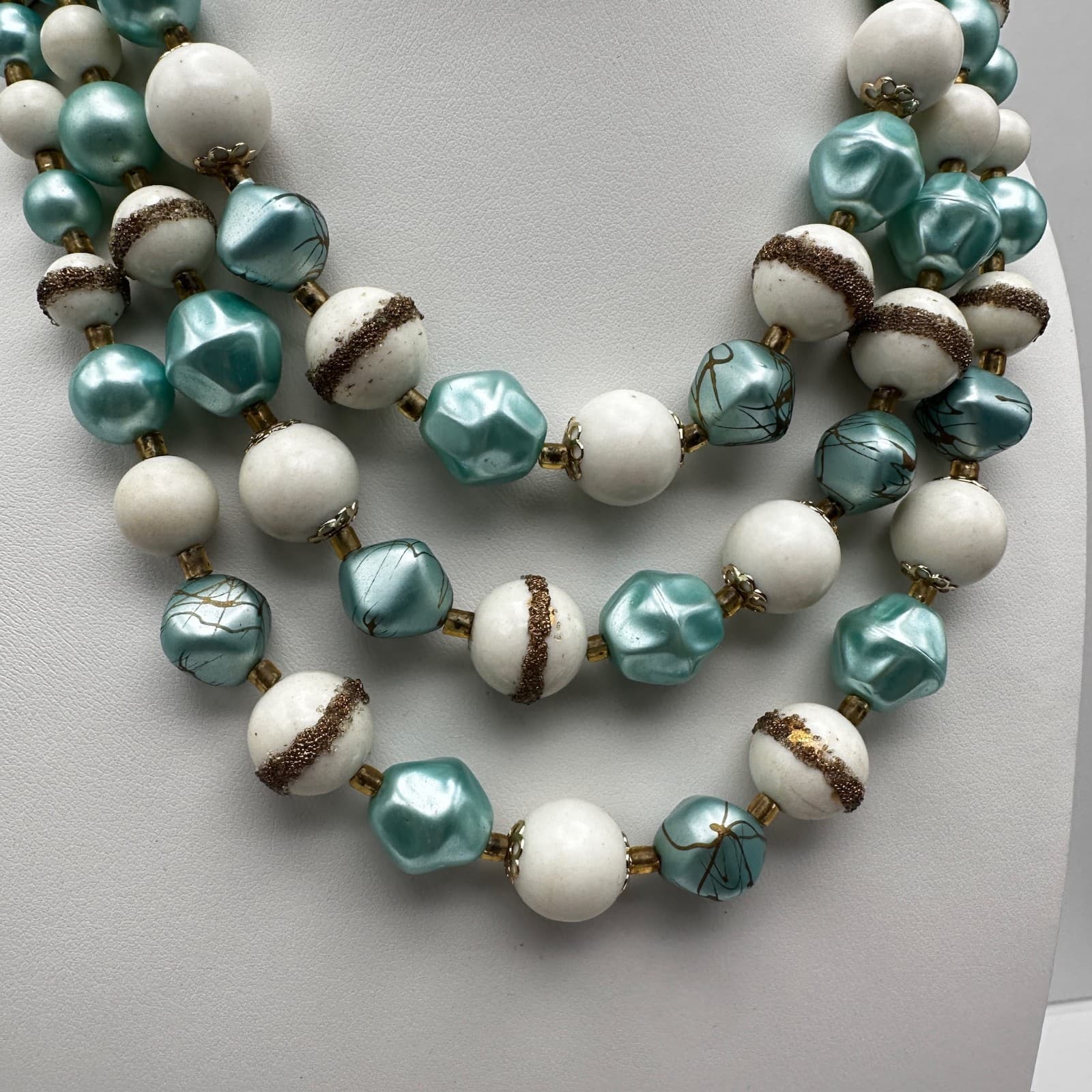 Vintage 80s Multi-Strand Blue & White Bead Necklace Boho Fashion Women's Jewelry - Thumbnail 3