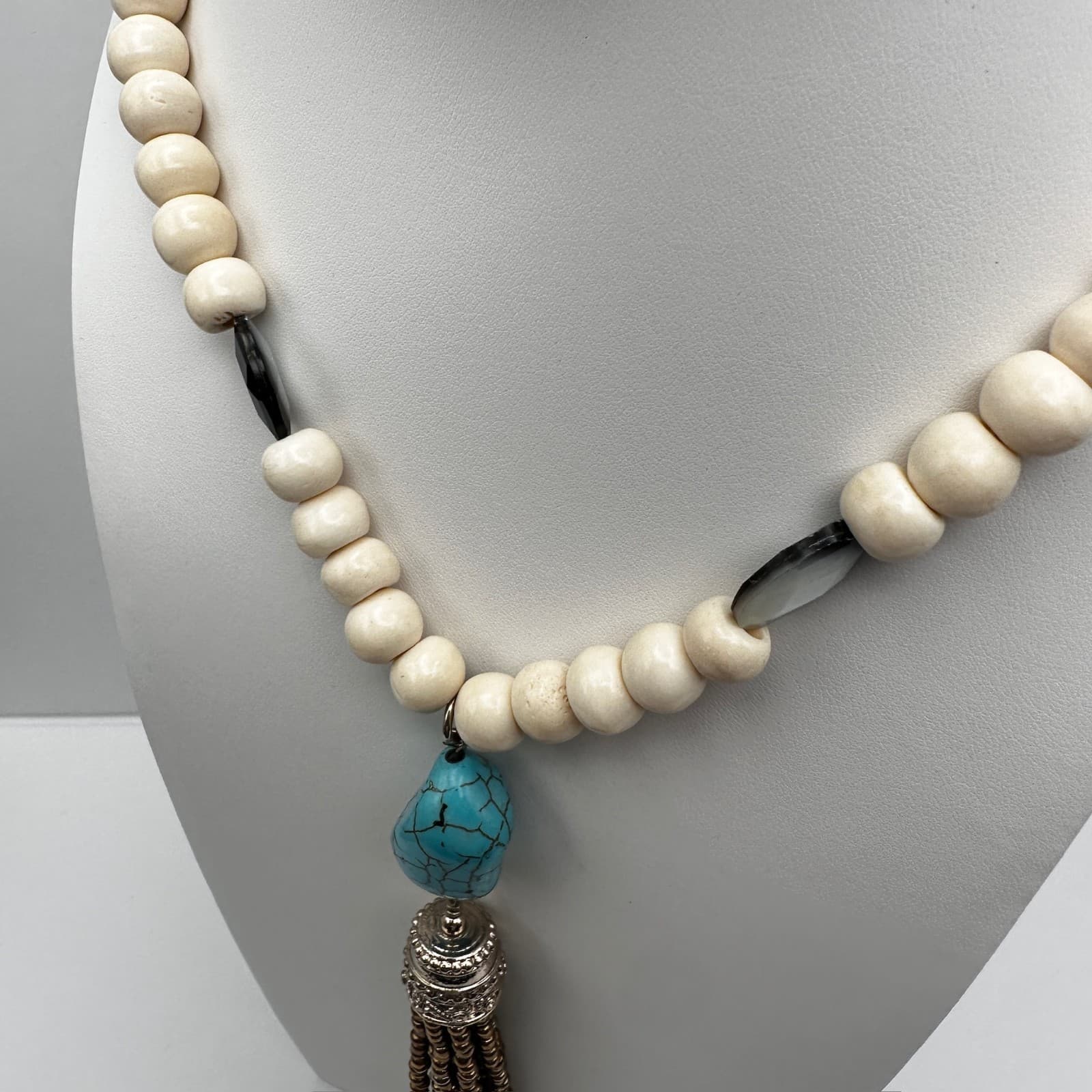 Vintage 90s Chico's Cream Beaded Necklace Faux Turquoise Tassel Boho Jewelry - Thumbnail 10