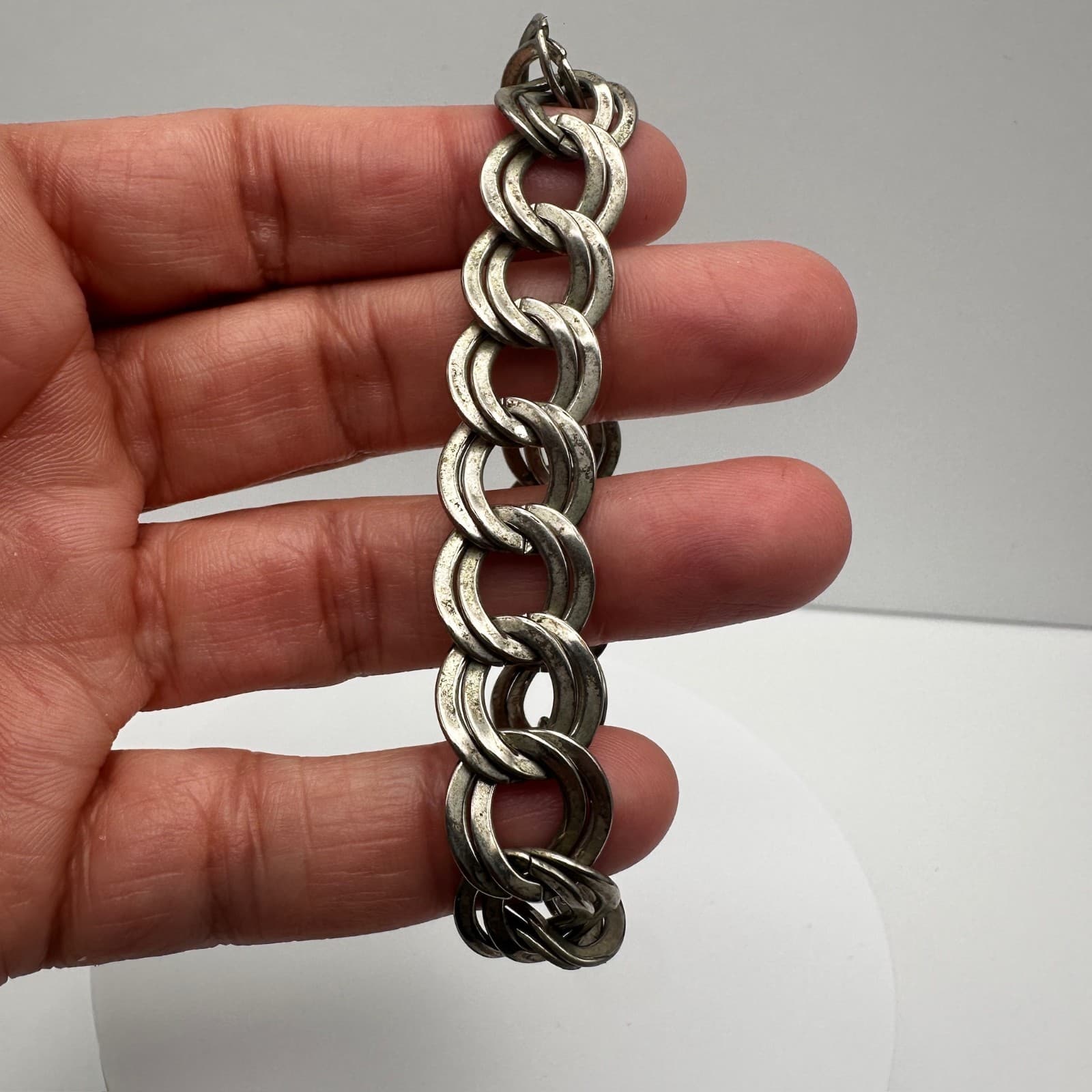 Vintage 90s Double Curb Link Bracelet Heavy Silver Tone Women's Jewelry - Thumbnail 5