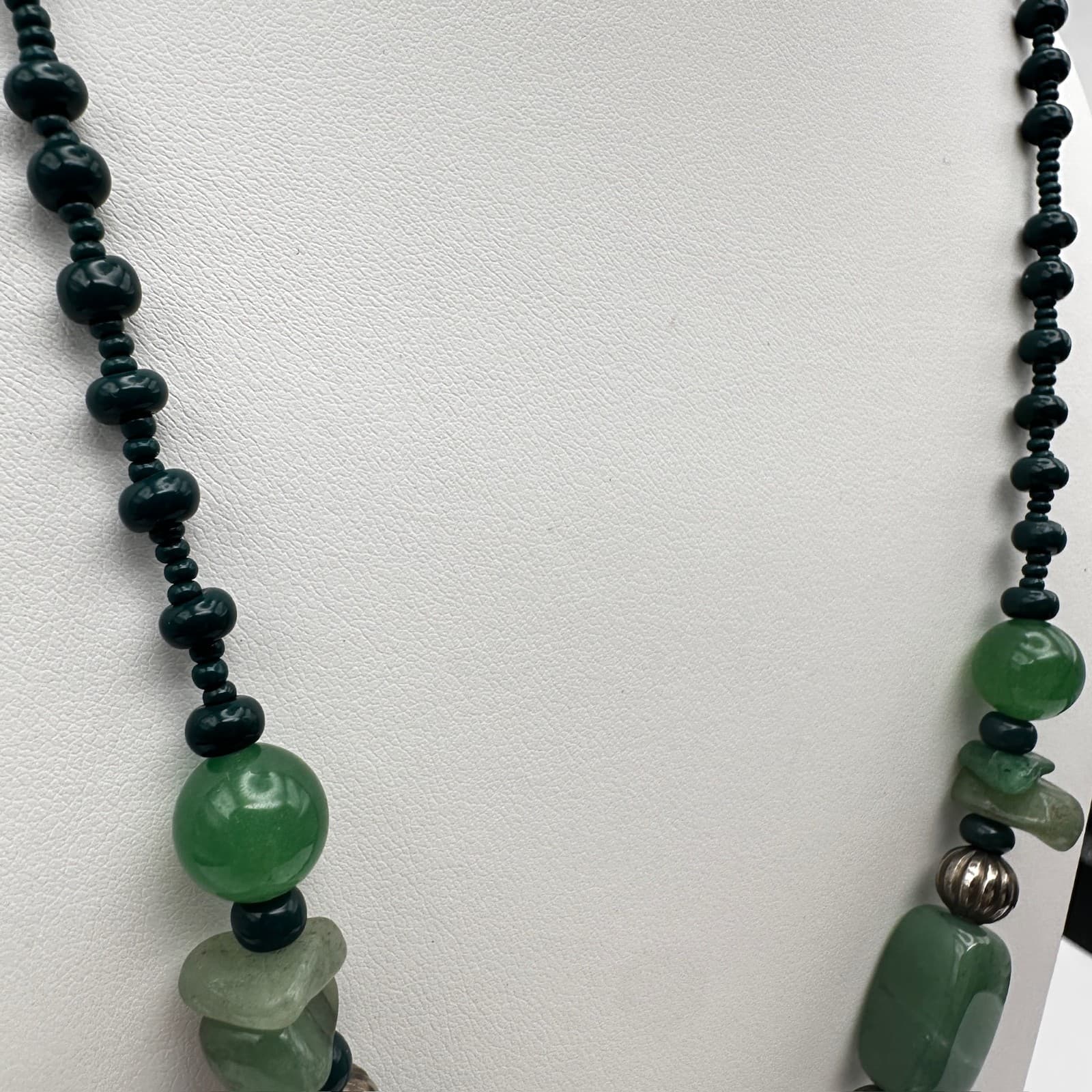 Vintage 90s Green Aventurine Quartz Stone Bead Necklace Large Rhombus Pendant - Thumbnail 6