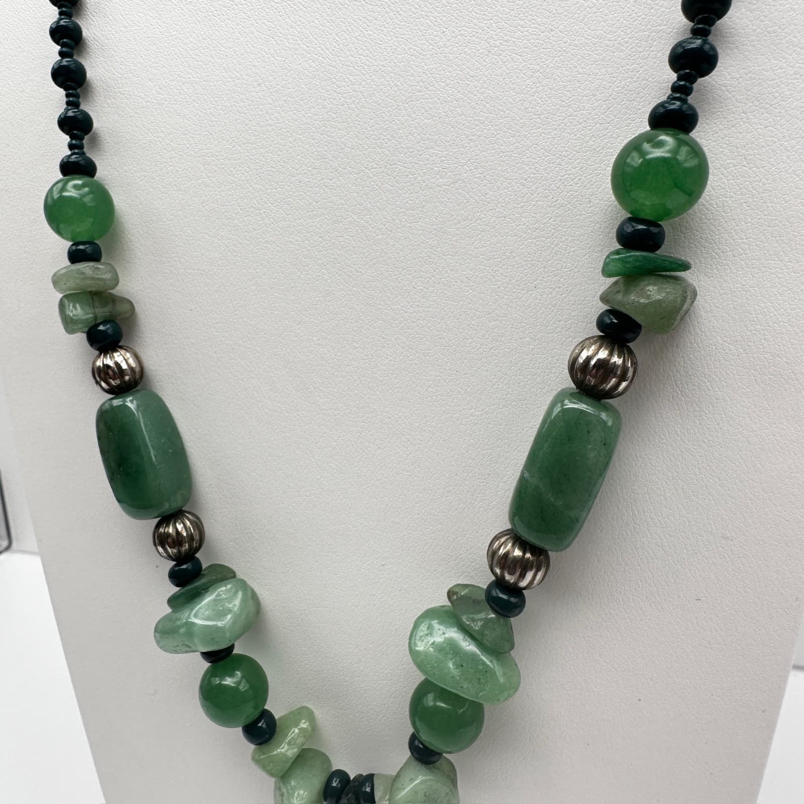Vintage 90s Green Aventurine Quartz Stone Bead Necklace Large Rhombus Pendant - Thumbnail 5