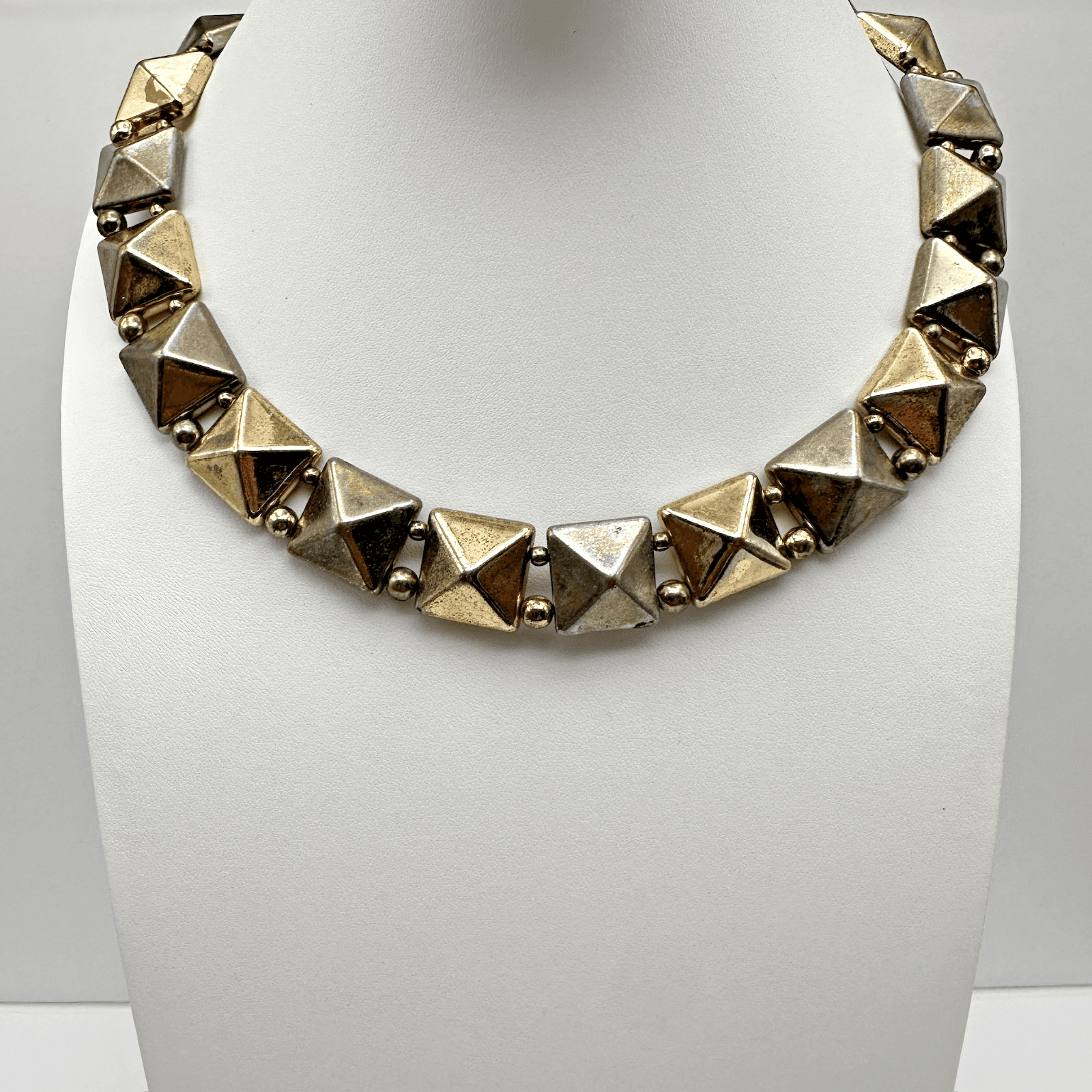 Vintage 80s Gold Tone Pyramid Stud Choker Necklace Geometric Women's Jewelry - Image 1