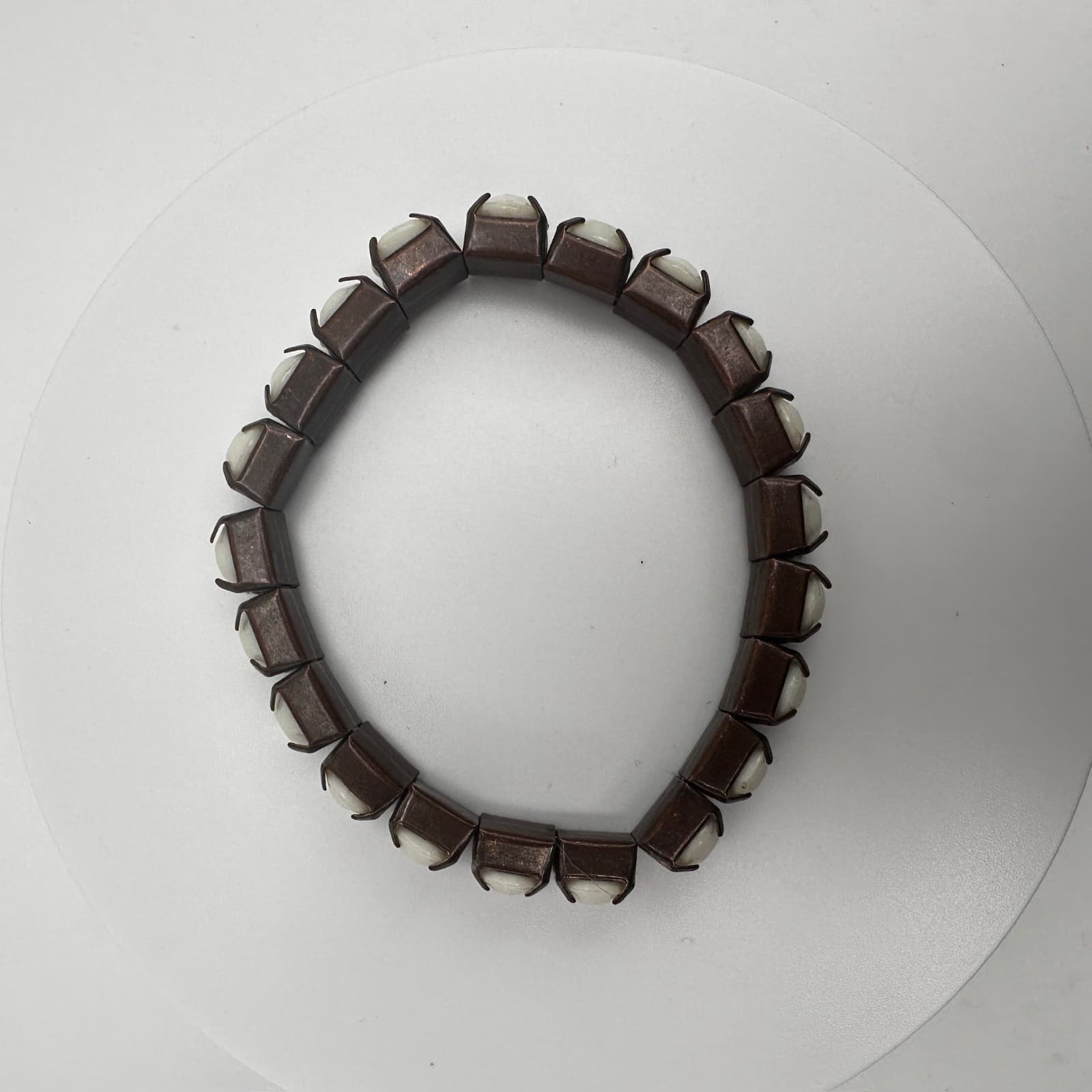 Vintage 80s White Opaque Crystal Bracelet Bronze Tone Women's Jewelry - Thumbnail 3