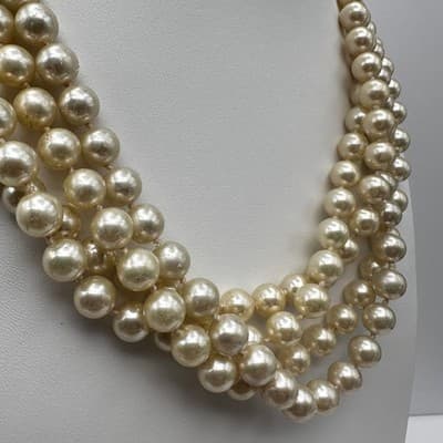 Vintage 90s Trio Strand Faux Pearl Necklace Cream Statement Women's Jewlery - Thumbnail 3
