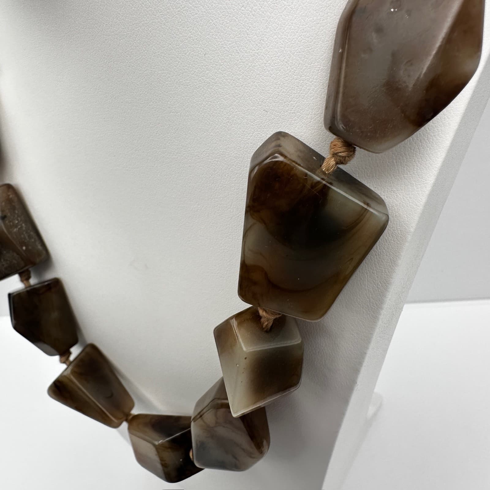 Vintage 90s Chunky Gray Brown Resin Bead Statement Necklace Boho Women's Jewelry - Thumbnail 4