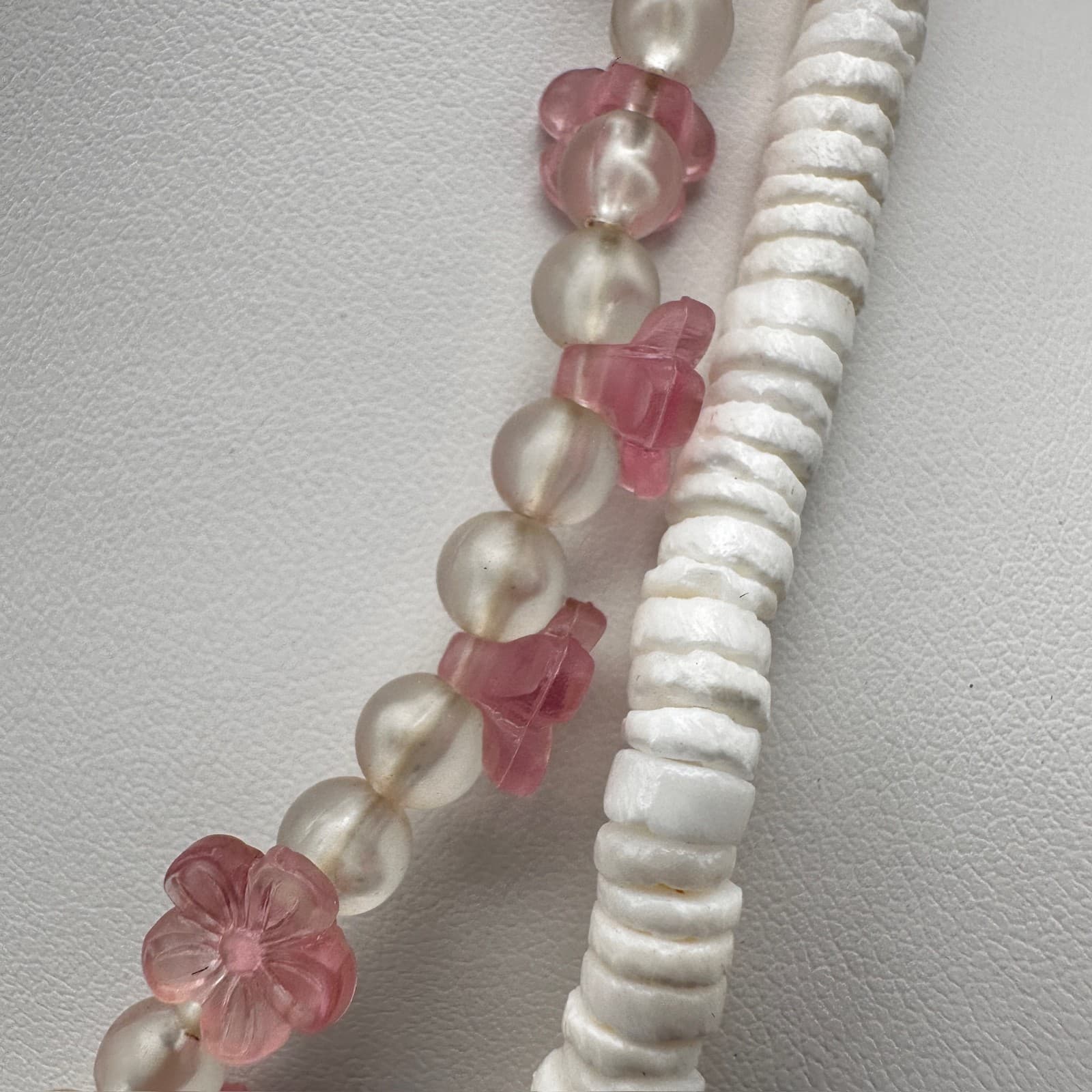 Vintage 90s Pink Floral White Beaded Necklace Set Silver Tone Women's Jewelry - Thumbnail 5