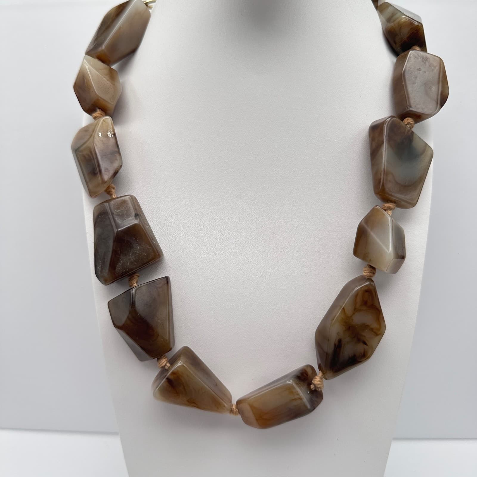 Vintage 90s Chunky Gray Brown Resin Bead Statement Necklace Boho Women's Jewelry - Thumbnail 2