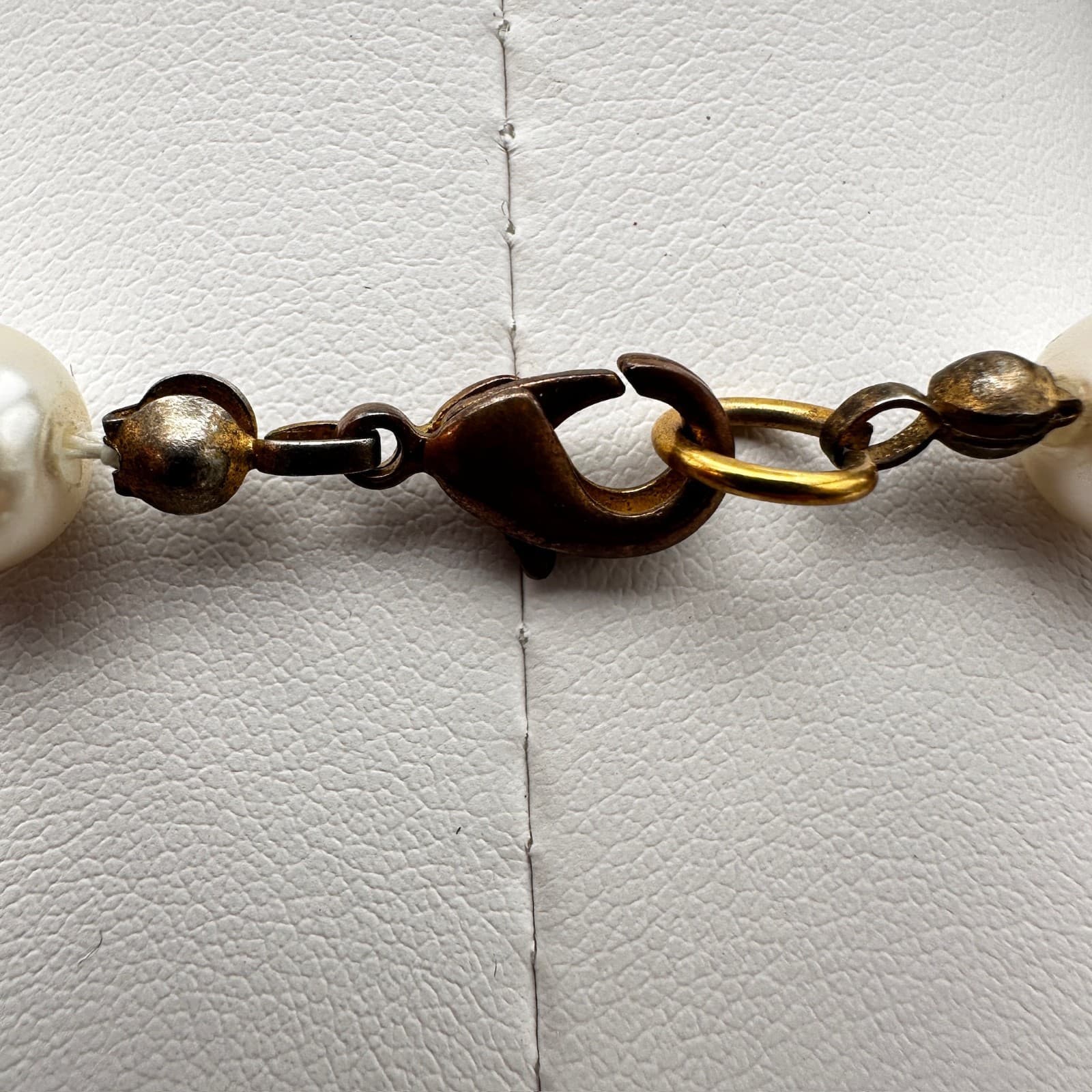 Vintage 90s Cream Faux Pearl Graduated Necklace Silver Tone Women's Jewelry - Thumbnail 12