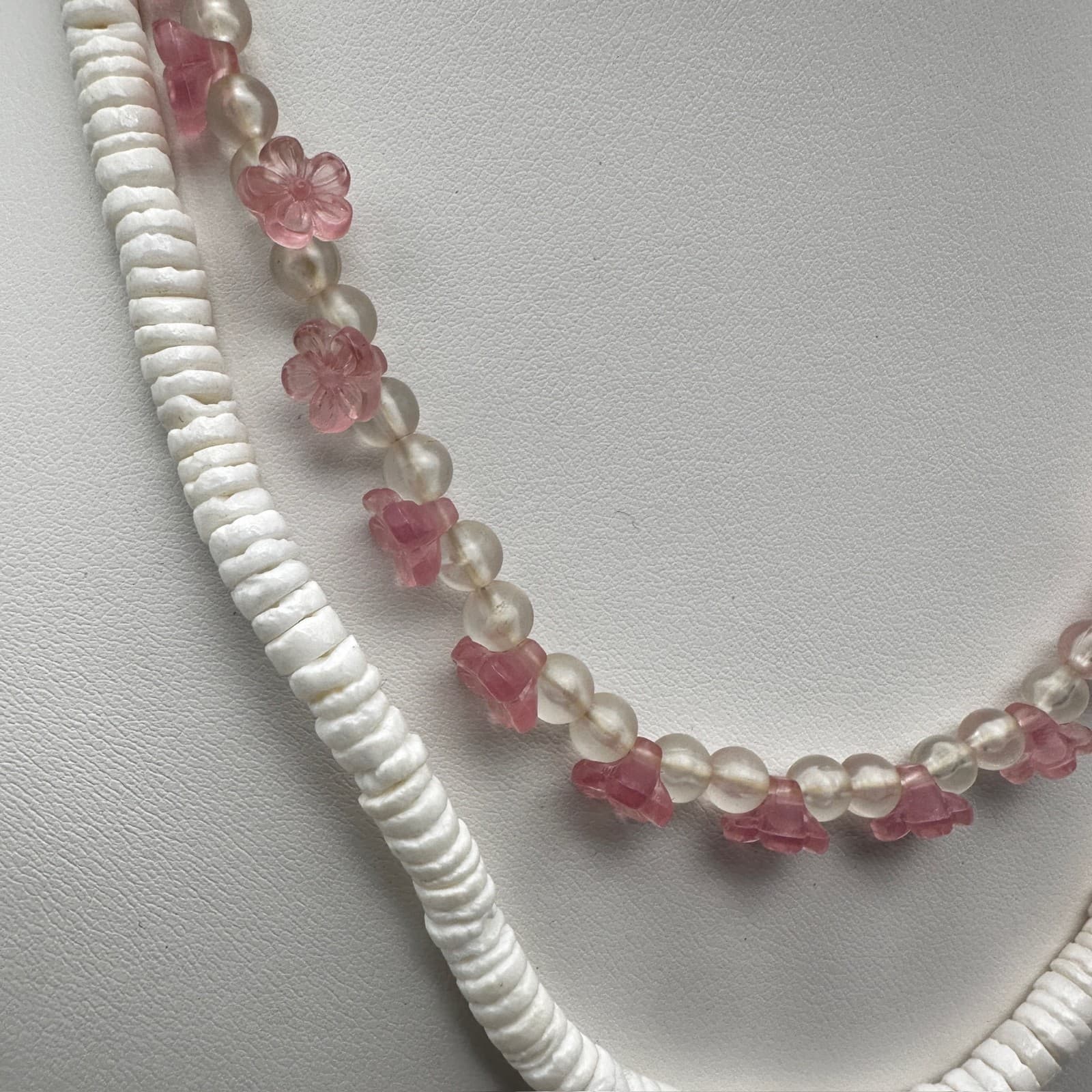 Vintage 90s Pink Floral White Beaded Necklace Set Silver Tone Women's Jewelry - Thumbnail 3
