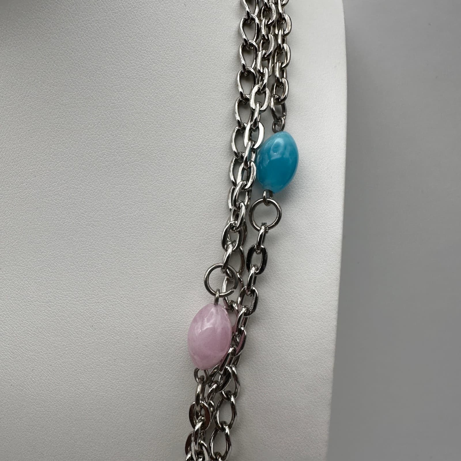 Vintage Y2K 4-Layered Chain Necklace Pink & Blue Acrylic Beads Silver Tone - Thumbnail 5