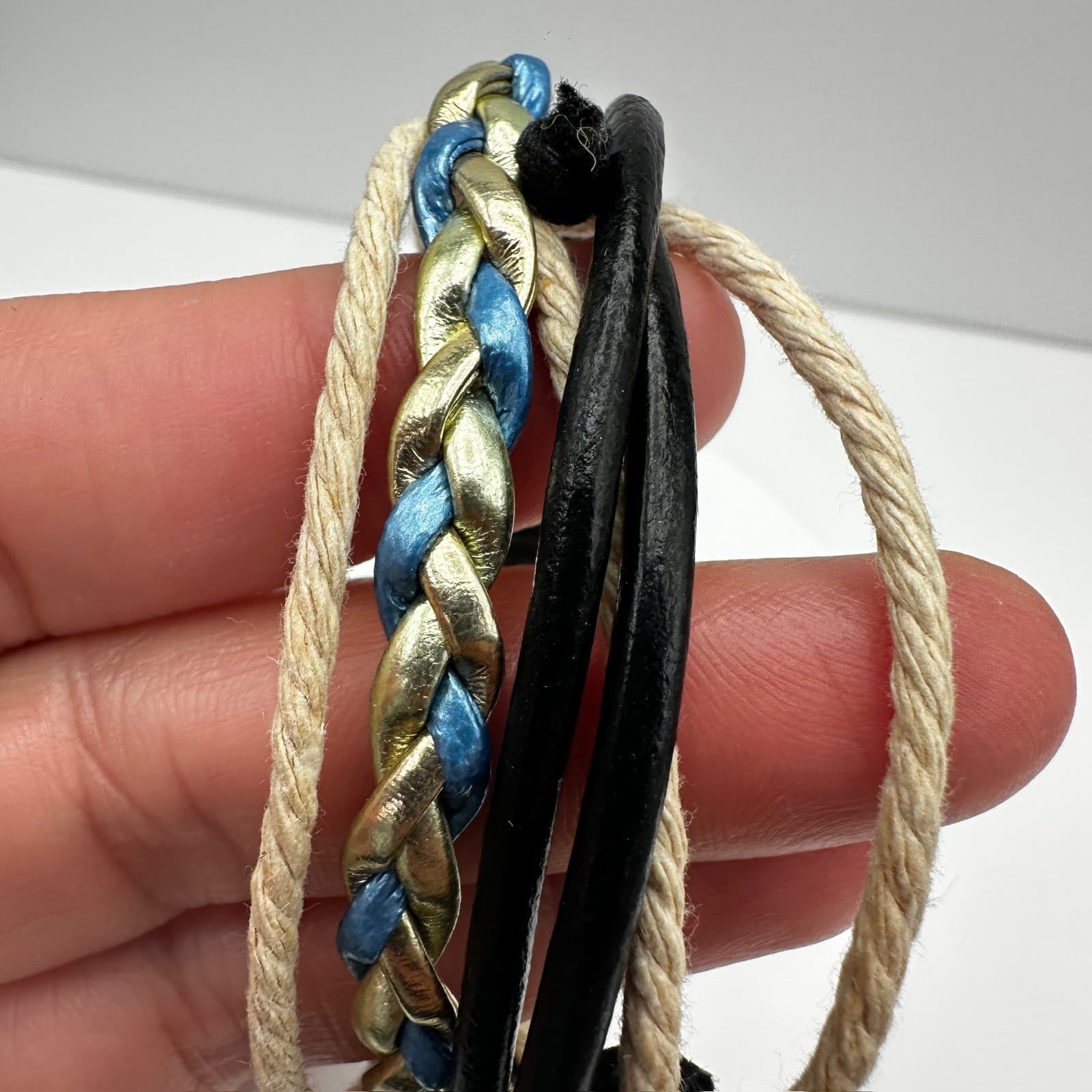 Vintage 90s Multi-Strand Leather Cord Bracelet Braided Gold Tone Women's Jewelry - Thumbnail 8