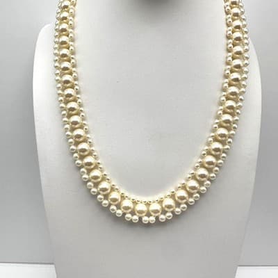 Vintage 80s Cream Faux Pearl Necklace Gold Tone Triple Strand Women's Jewelry - Thumbnail 2