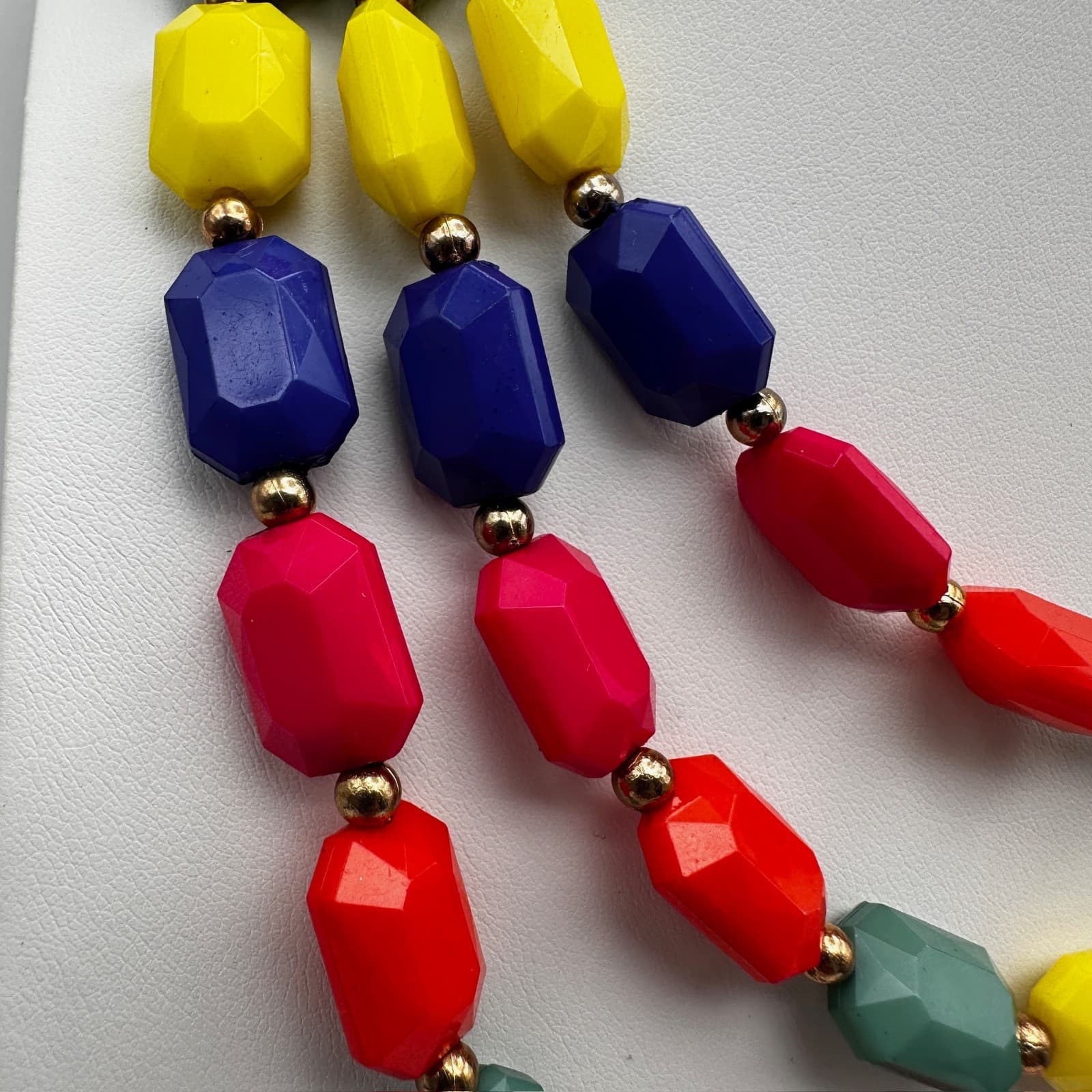 VTG 80s 90s Multicolor Geometric Resin Bead Necklace Gold Tone Women's Jewelry - Thumbnail 5