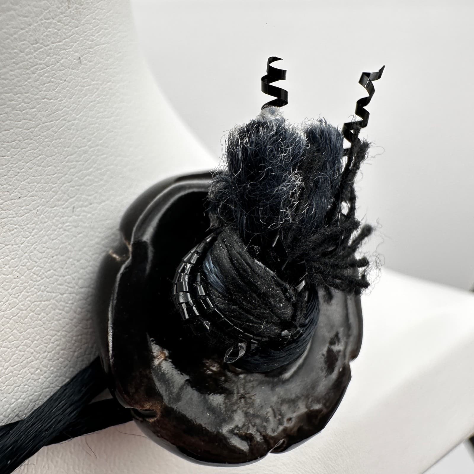 Vintage 90s Black Multi Strand Cluster Necklace Gold Tone Women's Jewelry - Thumbnail 11