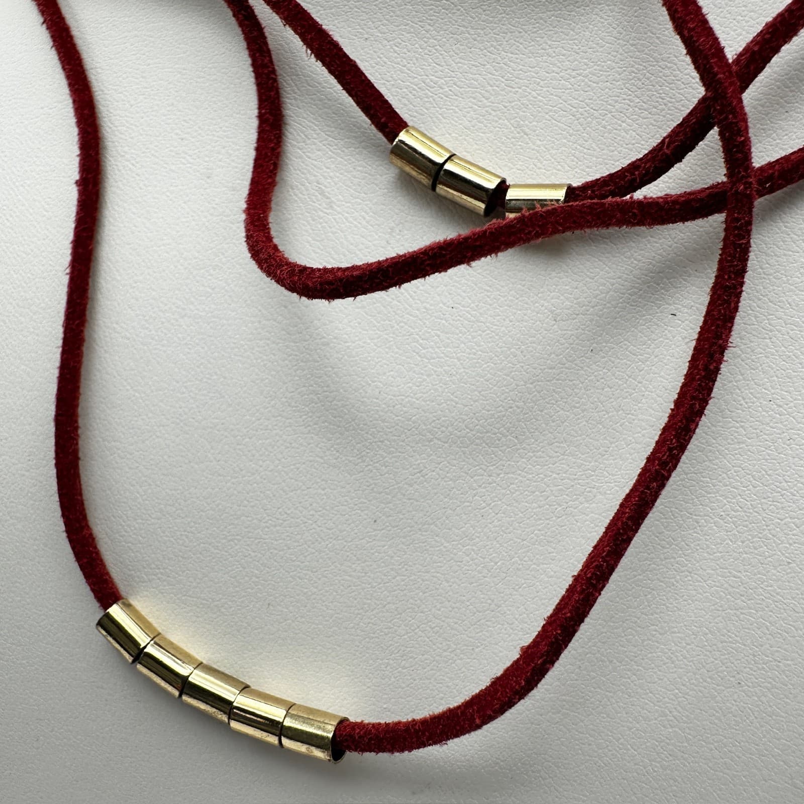 Vintage etc! 90s Red Suede Tube Bead Layered Necklace Gold Tone Women's Jewelry - Thumbnail 4