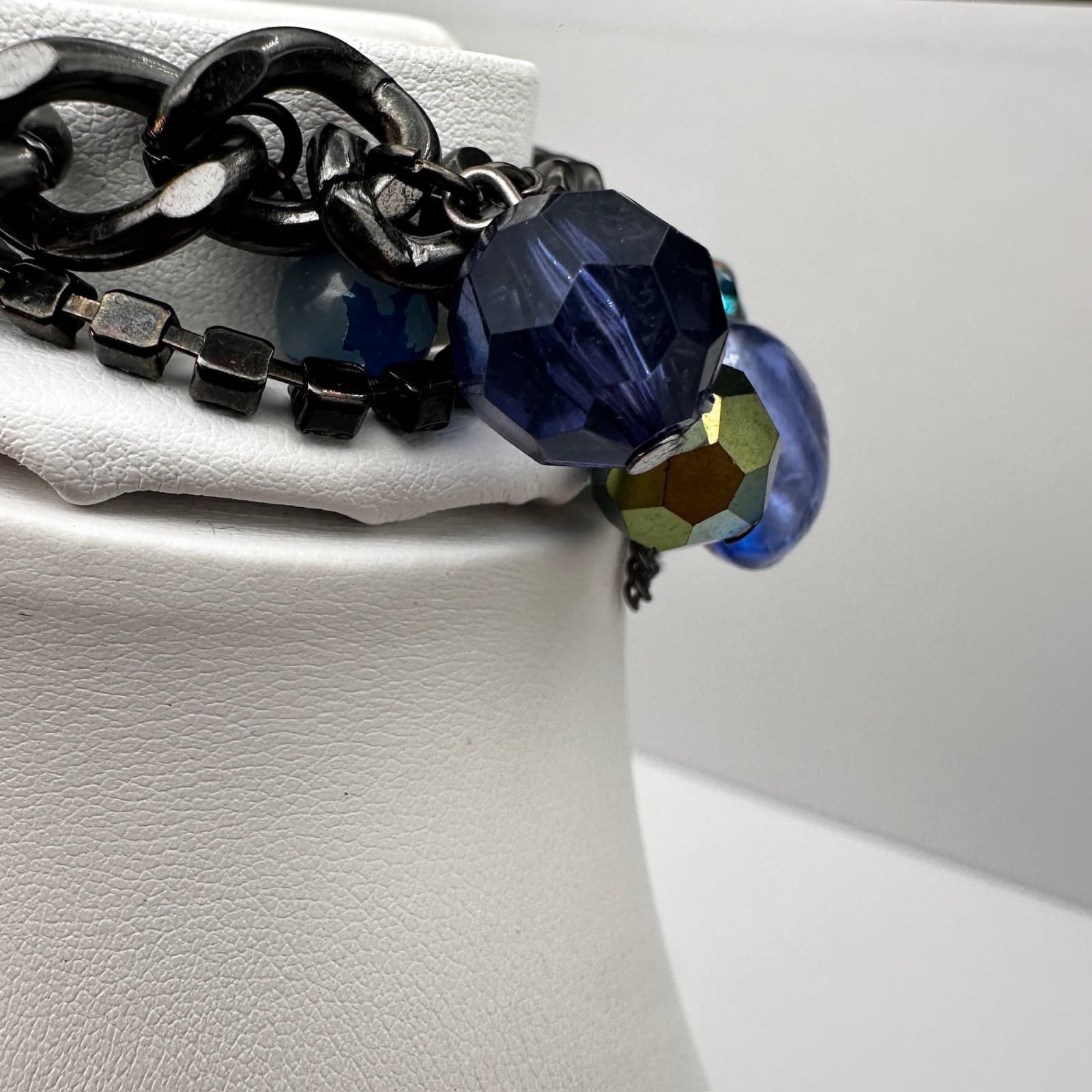 Vintage 90s Blue Crystal Charm Bracelet Silver Tone Mixed Bead Women's Jewelry - Thumbnail 6