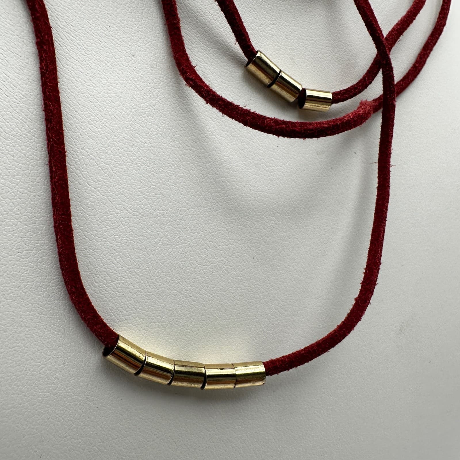 Vintage etc! 90s Red Suede Tube Bead Layered Necklace Gold Tone Women's Jewelry - Thumbnail 3