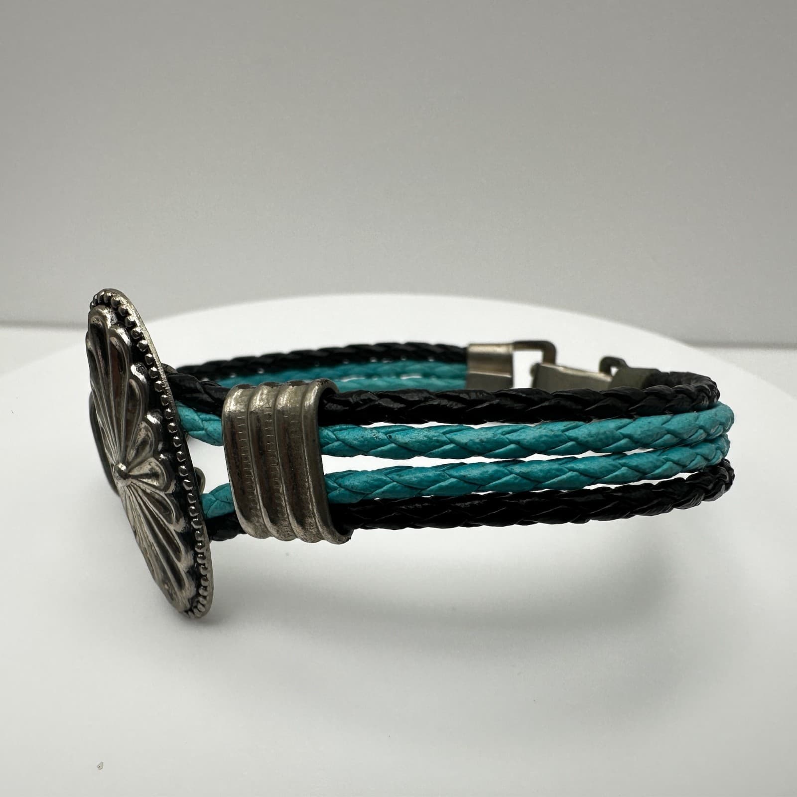 Vintage 80s Black & Turquoise Braided Bracelet, Silver-Tone Concho & Box Clasp - Thumbnail 3