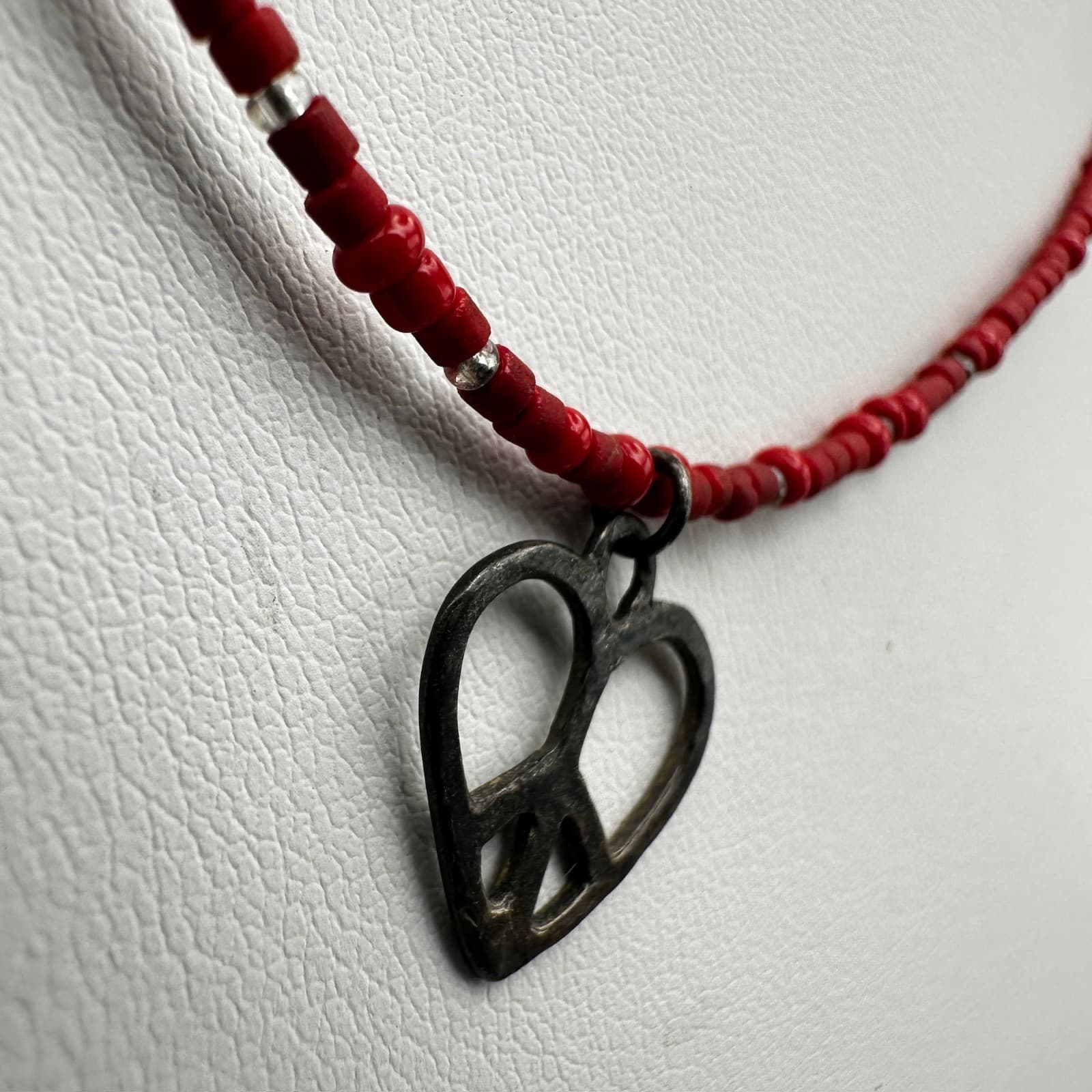 Vintage 90s Red Bead Heart Pendant Necklace Silver Tone Women's Jewelry - Thumbnail 9