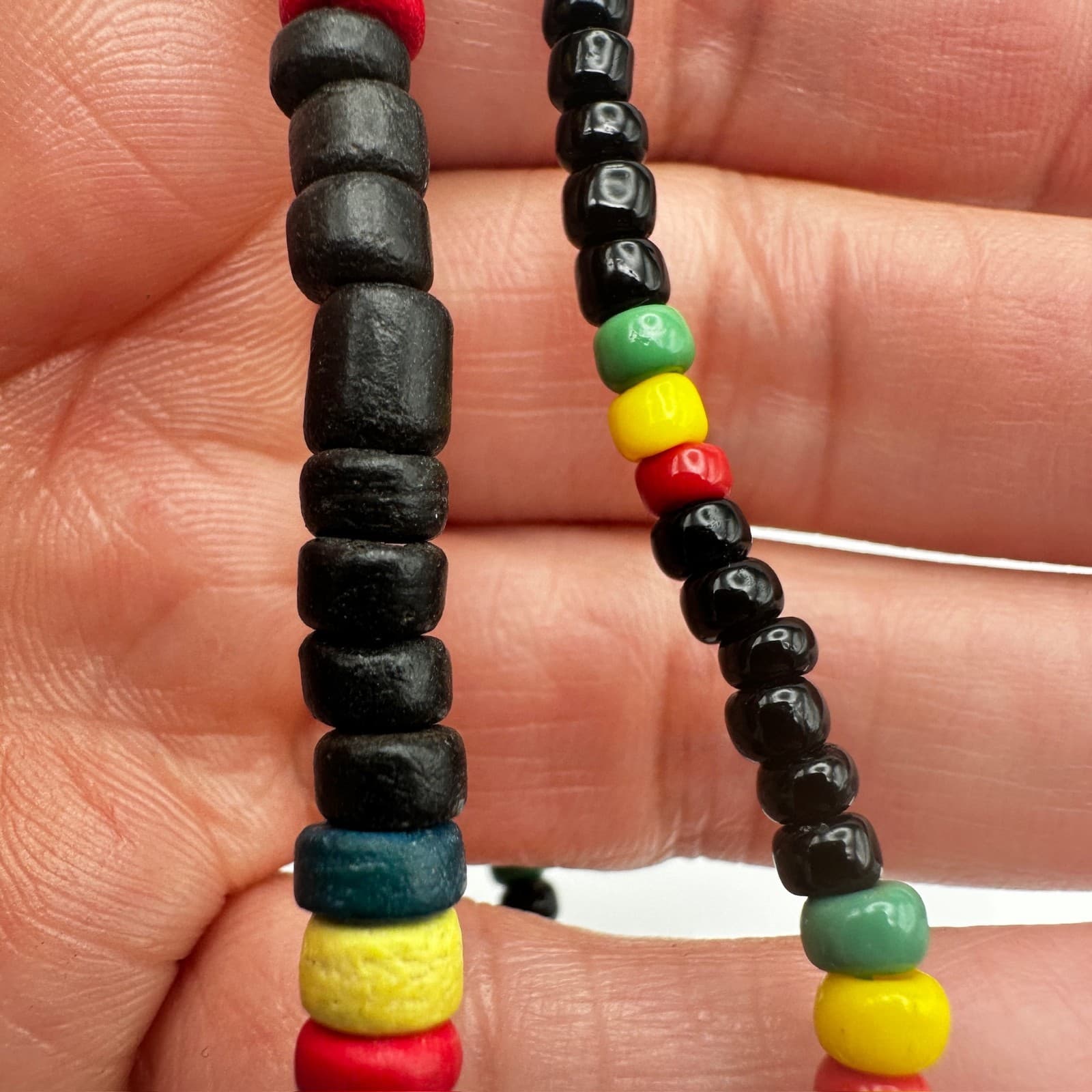 vintage 80s Rastafarian Black Bead Necklace & Bracelet Set RYG Accents Jewelry - Thumbnail 10