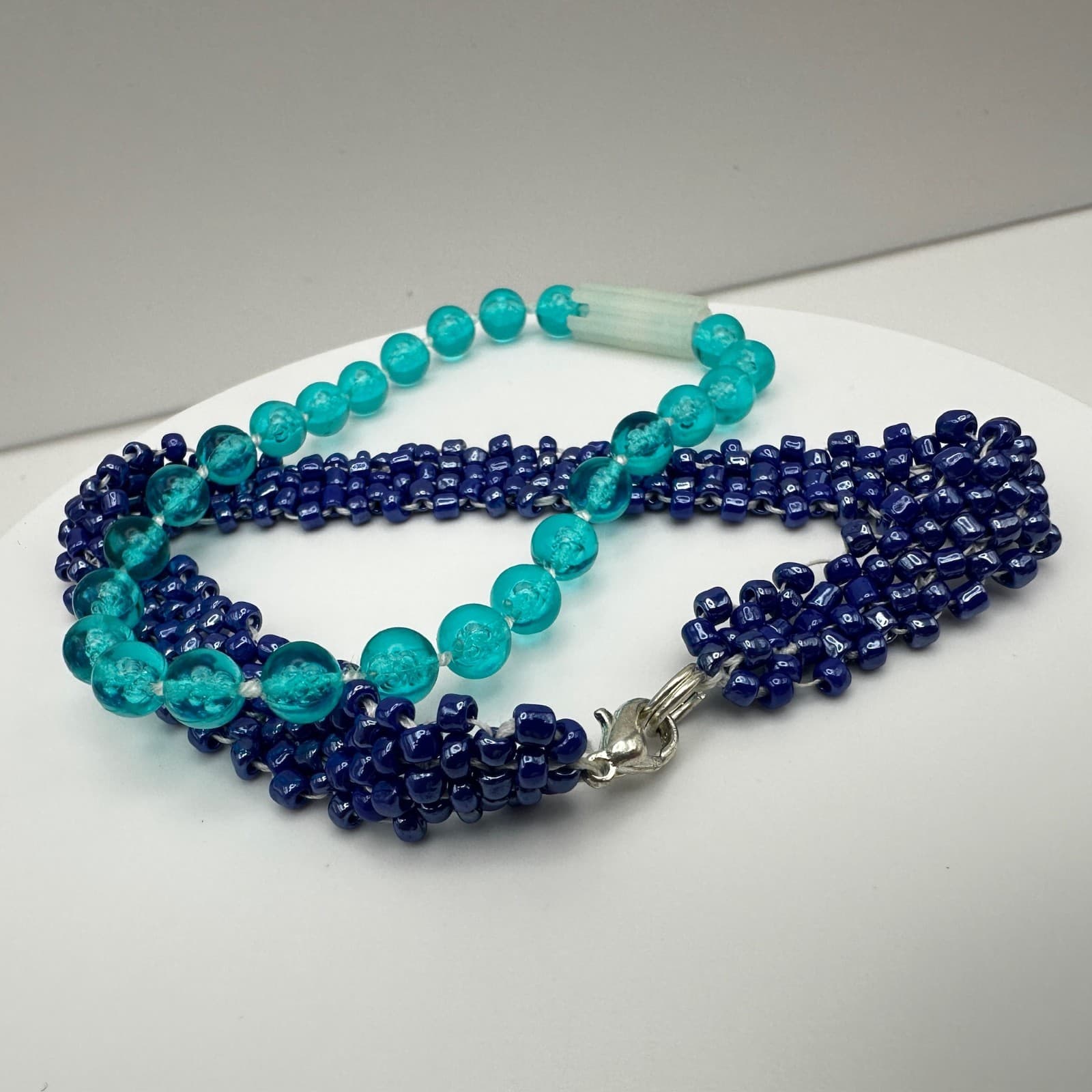 Vintage 90s Multi-Strand Navy & Aqua Blue Faceted Glass Bead Bracelet Jewelry - Image 1