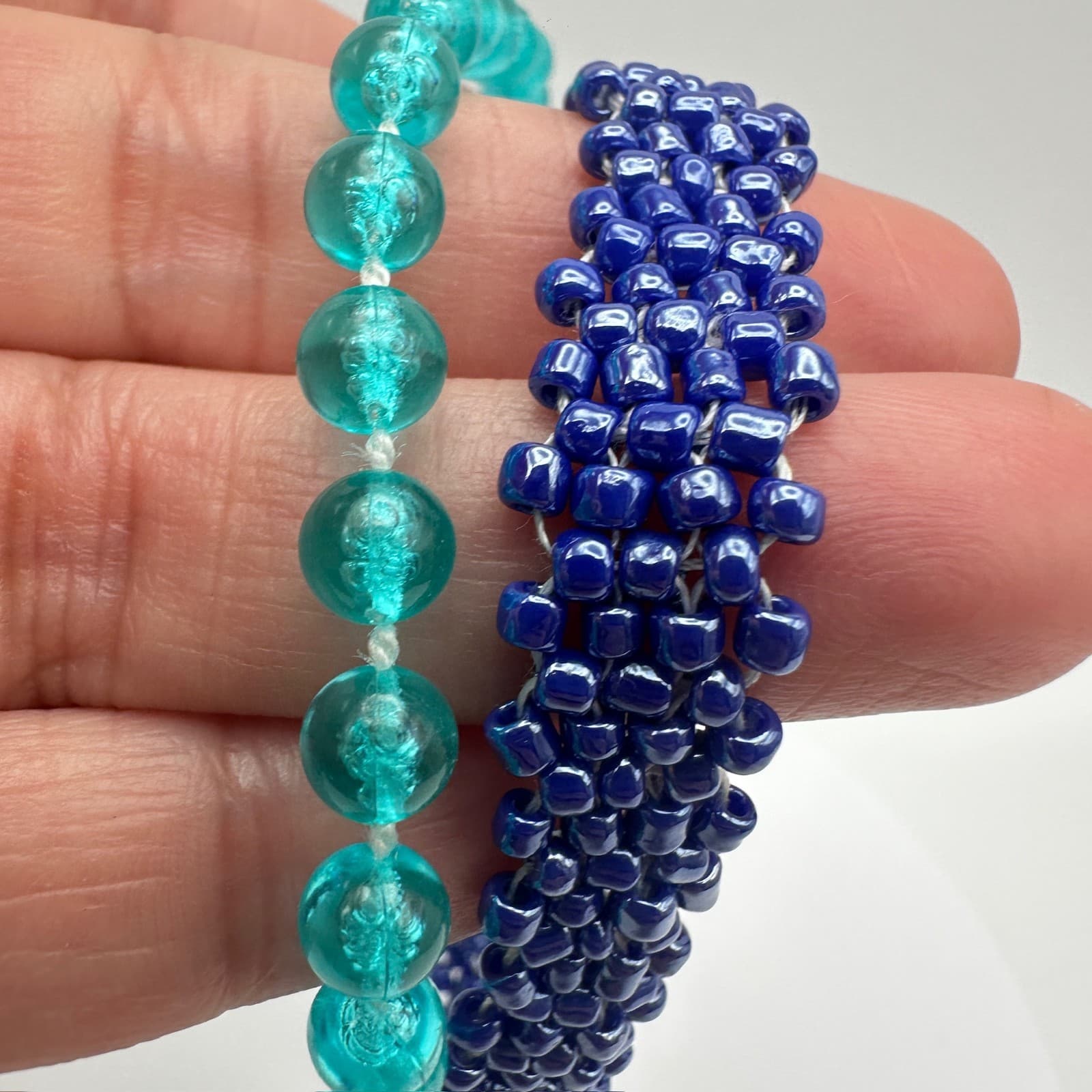 Vintage 90s Multi-Strand Navy & Aqua Blue Faceted Glass Bead Bracelet Jewelry - Thumbnail 8