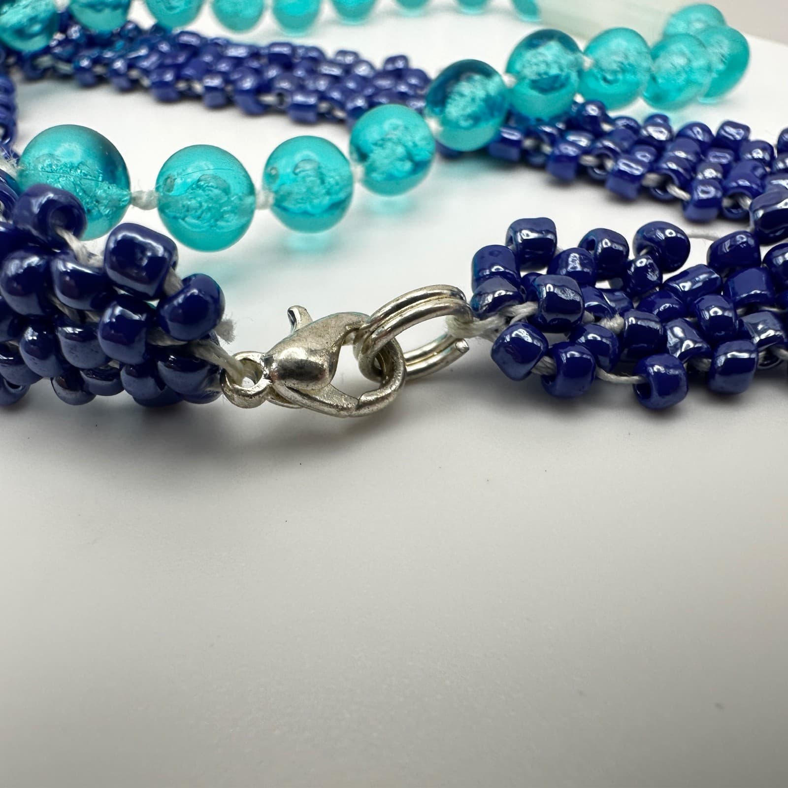 Vintage 90s Multi-Strand Navy & Aqua Blue Faceted Glass Bead Bracelet Jewelry - Thumbnail 5