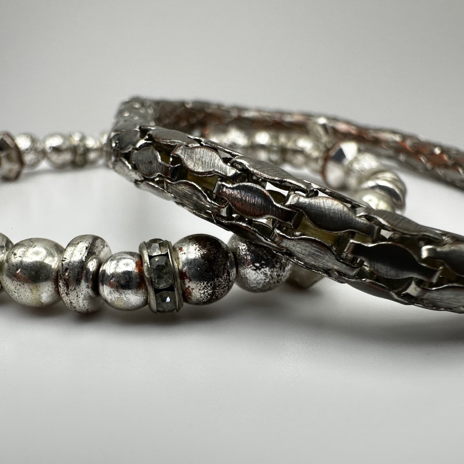 Vintage 90s Dual-Tone Multi-Strand Leather & Silver-Tone Metal Bead Bracelets - Thumbnail 7