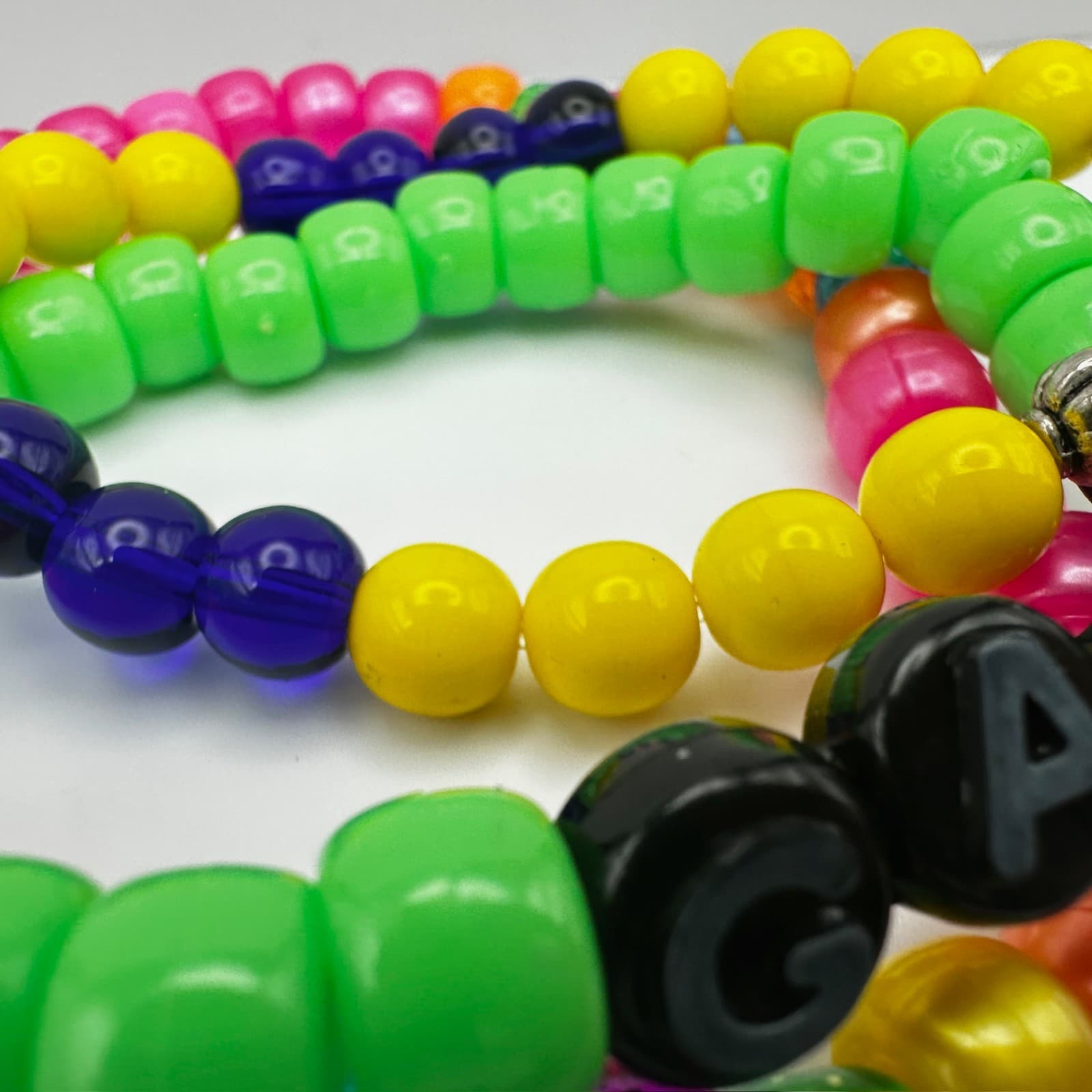 Vintage 90s Neon & Pastel Pony Bead Custom Stretchy Friendship Bracelets Jewelry - Thumbnail 7