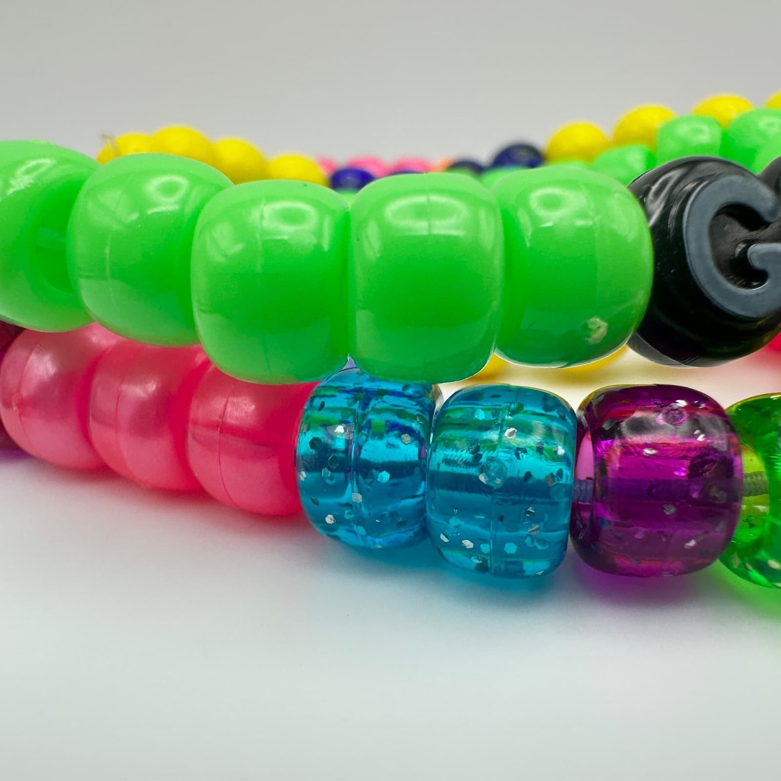 Vintage 90s Neon & Pastel Pony Bead Custom Stretchy Friendship Bracelets Jewelry - Thumbnail 5