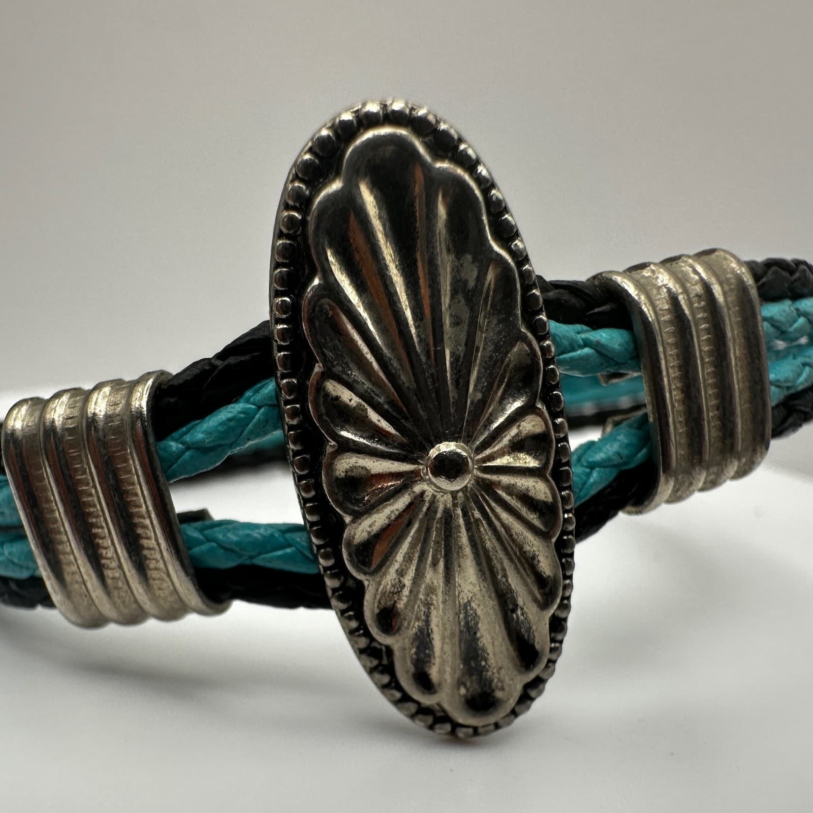 Vintage 80s Black & Turquoise Braided Bracelet, Silver-Tone Concho & Box Clasp - Thumbnail 7