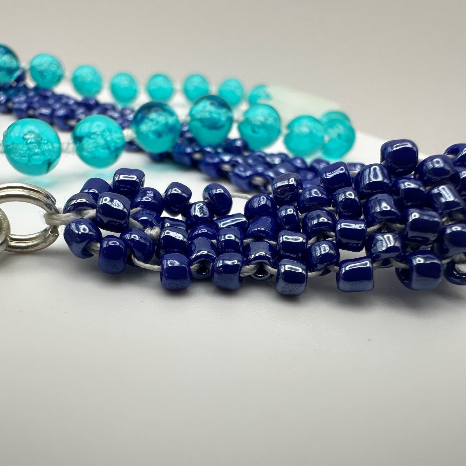 Vintage 90s Multi-Strand Navy & Aqua Blue Faceted Glass Bead Bracelet Jewelry - Thumbnail 6