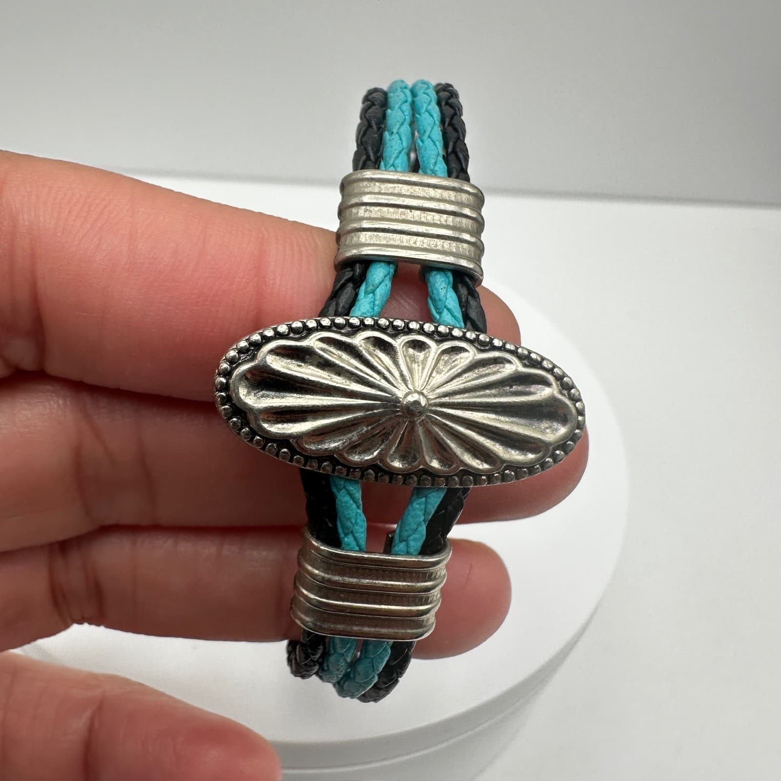 Vintage 80s Black & Turquoise Braided Bracelet, Silver-Tone Concho & Box Clasp - Thumbnail 9