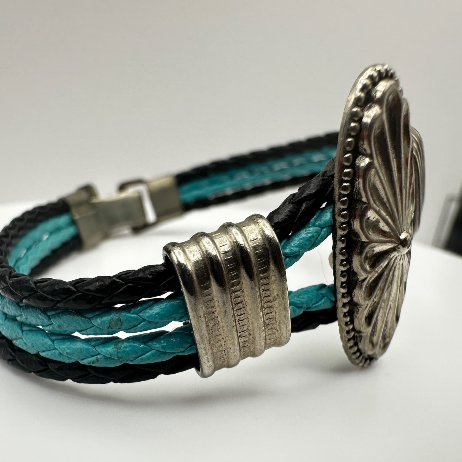 Vintage 80s Black & Turquoise Braided Bracelet, Silver-Tone Concho & Box Clasp - Thumbnail 2