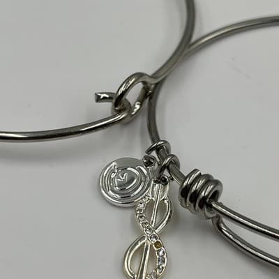 VTG Silver Tone Charm Bangle Bracelet Set Friends Quote Infinity Heart Crystal - Thumbnail 3