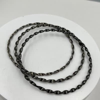 Vintage 3-Piece Gunmetal Twisted Rope Bangle Bracelet Set Minimalist Stackable - Thumbnail 3