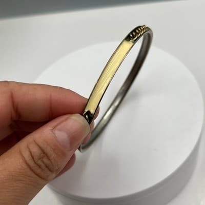 Vintage Gold Tone Cream Enamel Inlay Bangle Bracelet Curb Chain Link Detail - Thumbnail 3