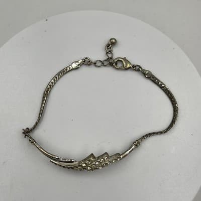 Vintage Silver Tone Rhinestone Curved Bar Bracelet Chain Elegant Sparkle Classic - Thumbnail 3