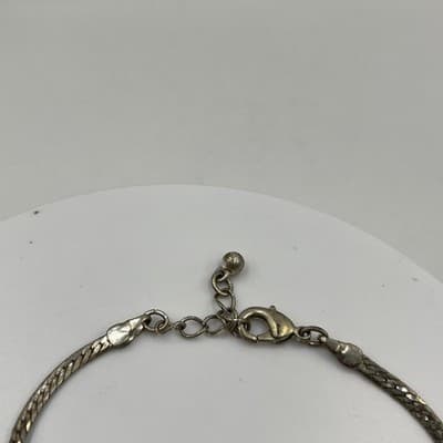 Vintage Silver Tone Rhinestone Curved Bar Bracelet Chain Elegant Sparkle Classic - Thumbnail 2