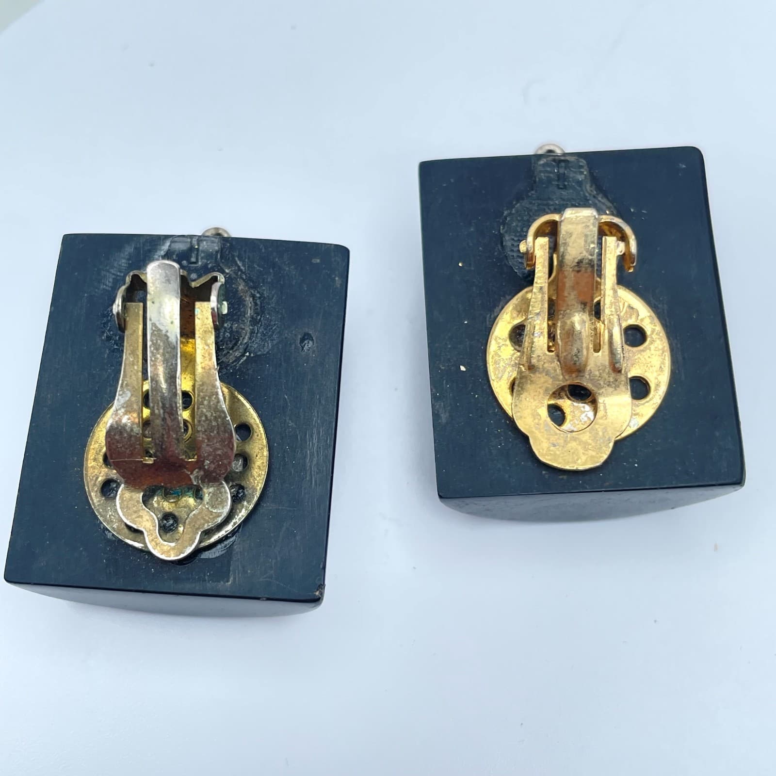 Vintage Y2K Black Resin Clip-On Classic Earrings Women's Jewelry - Thumbnail 4