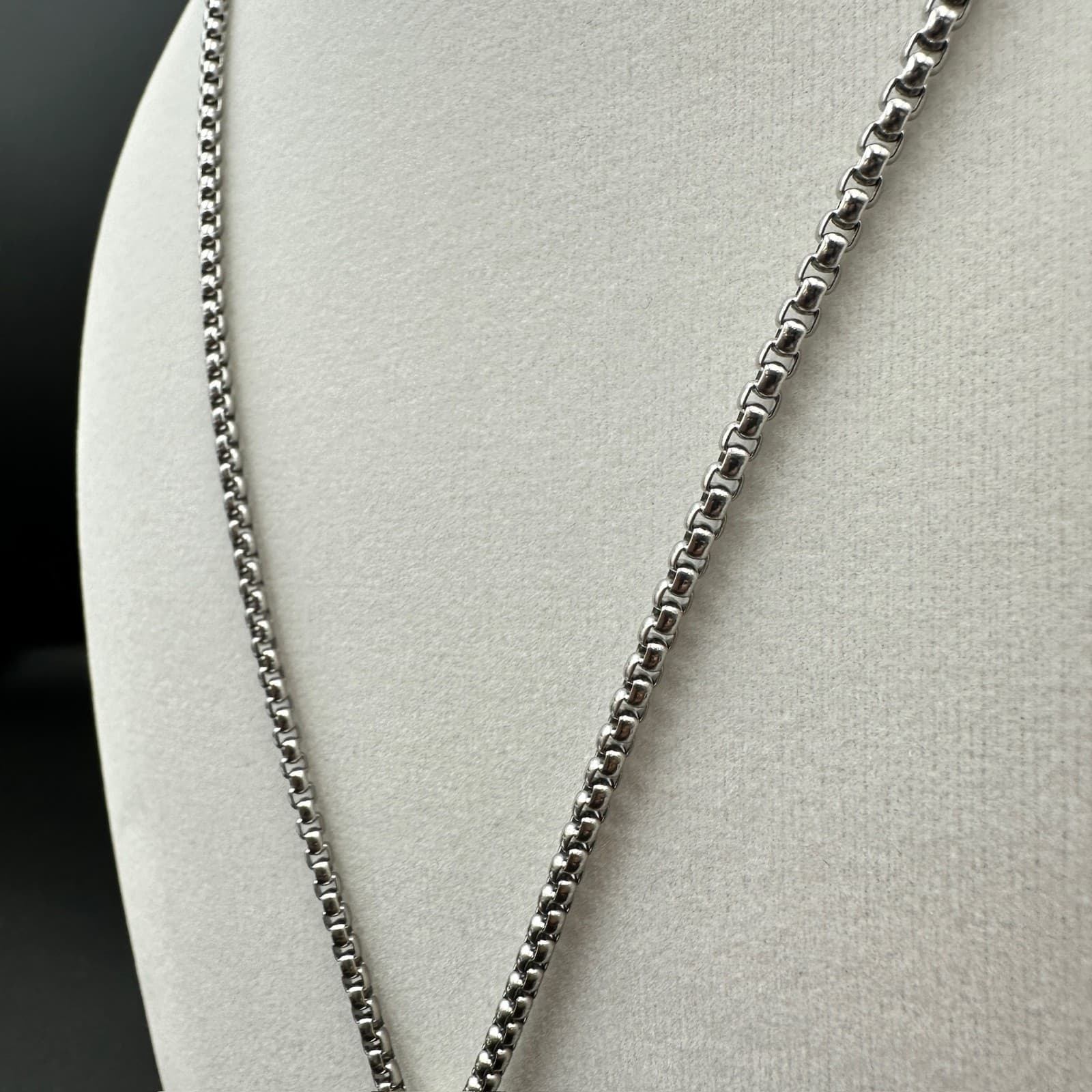 St. Michael Pendant Necklace Silver Black Medallion Religious Protection Icon - Thumbnail 7