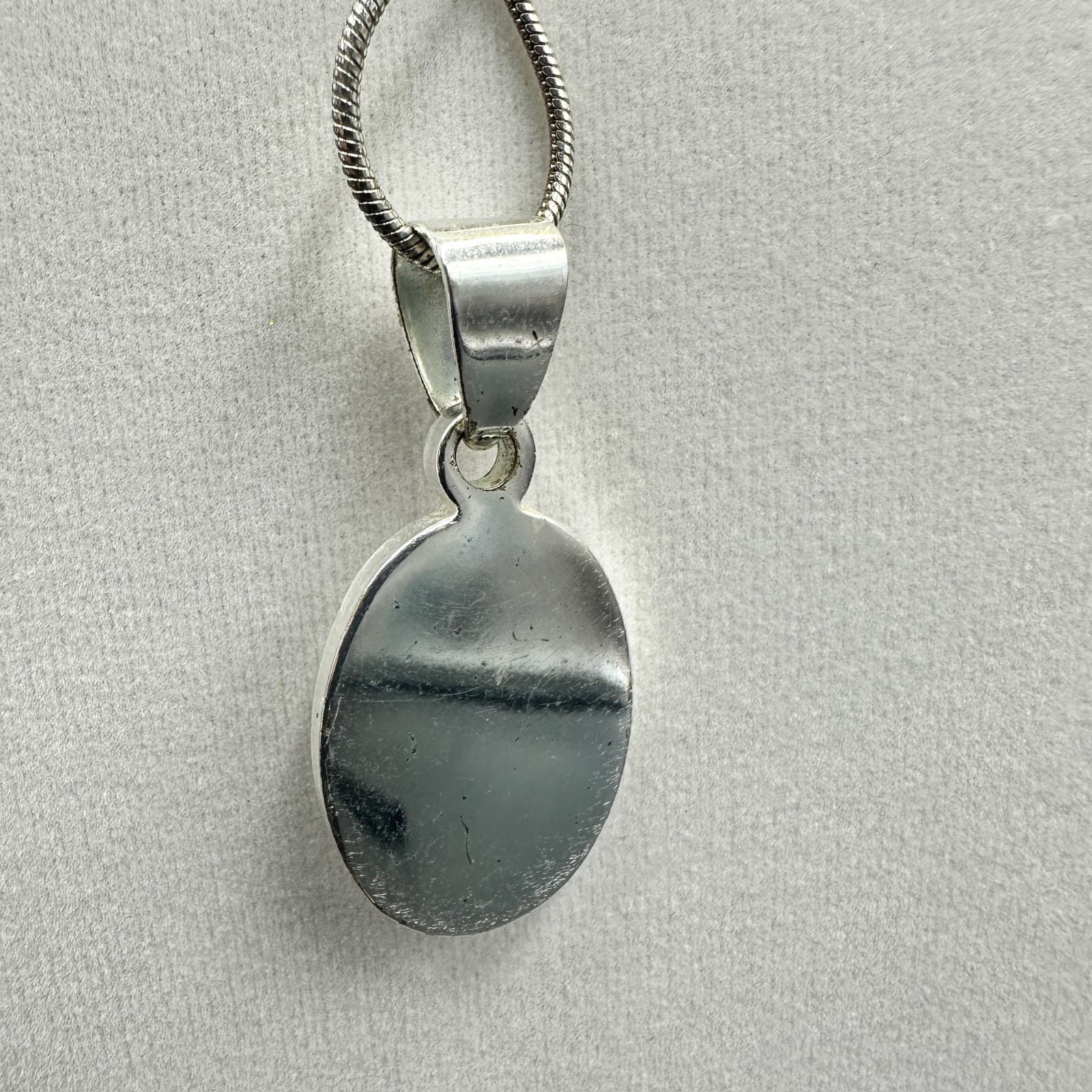 MSC Silver Oval Pendant Necklace Etched Initial “A” Minimal Classic Style - Thumbnail 9